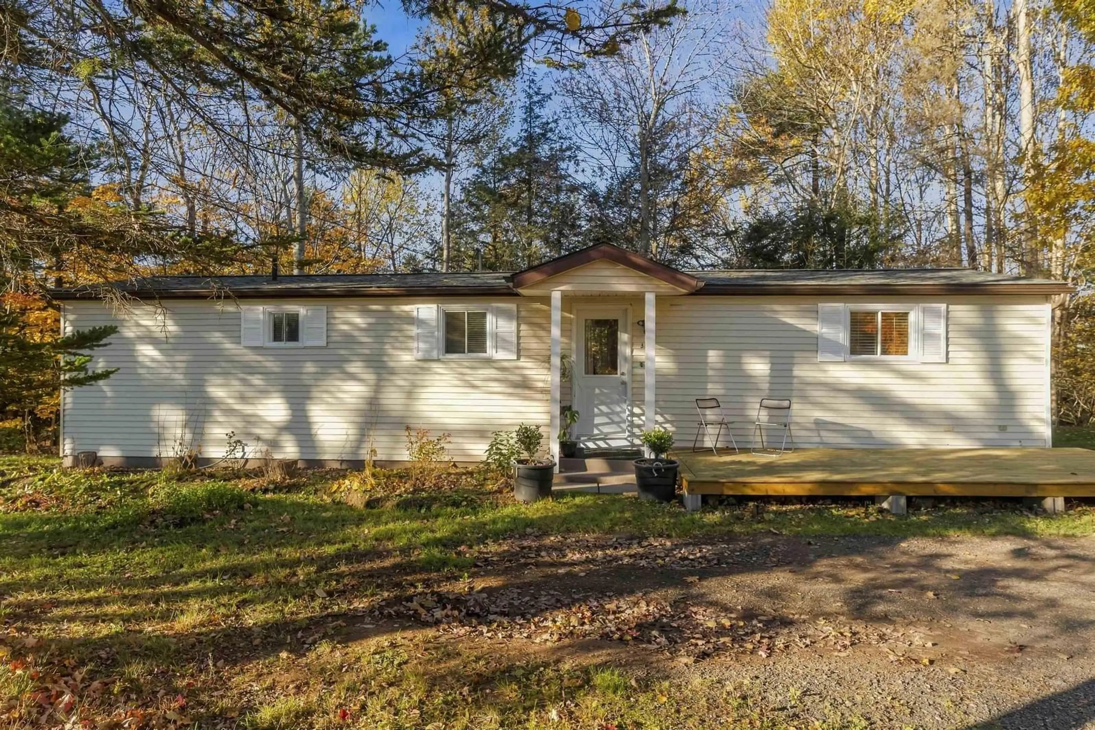 Home with vinyl exterior material, unknown for 339 Highbury School Road, Canaan Nova Scotia B4N 4K1