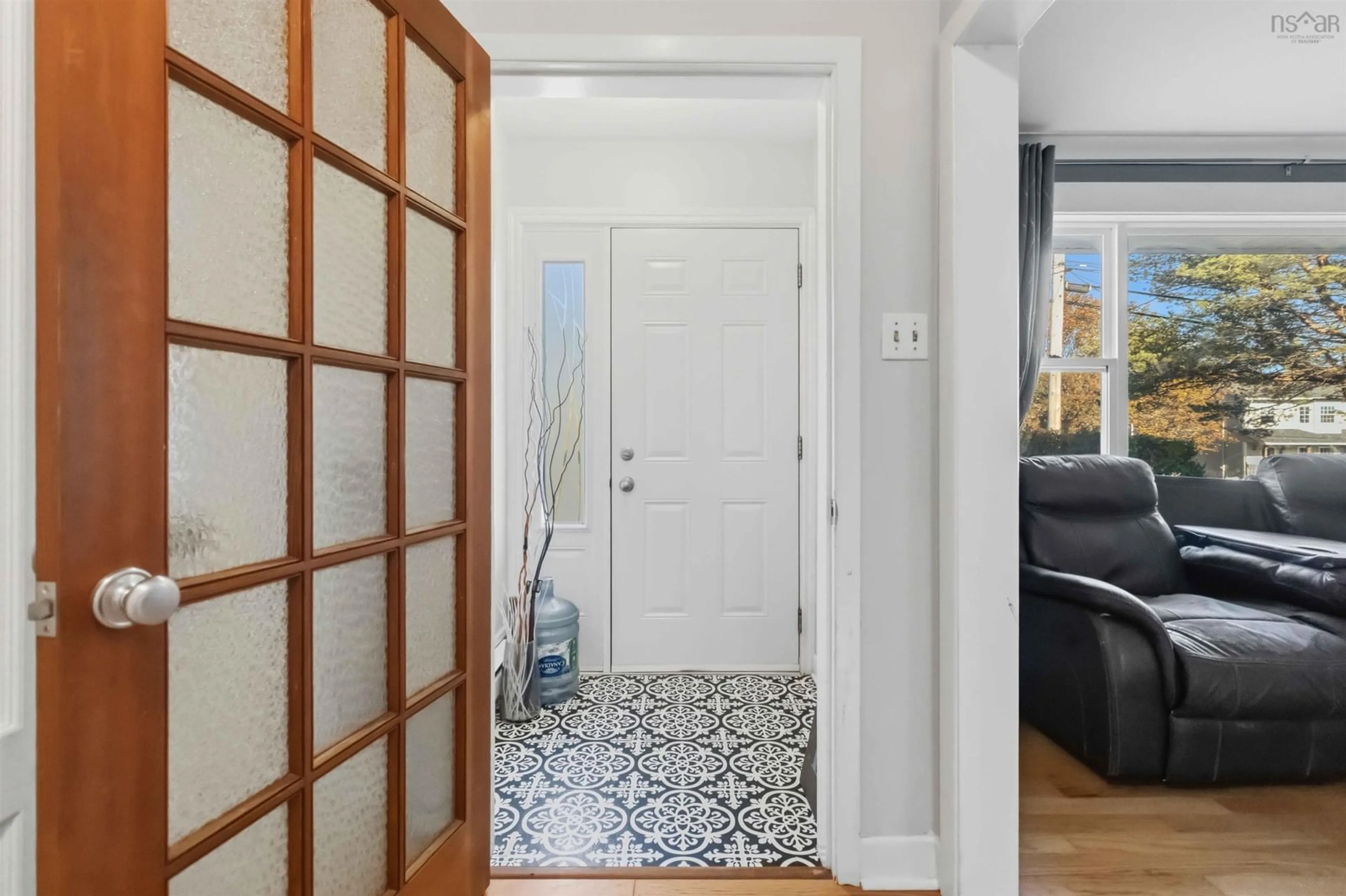 Indoor entryway for 52 Brentwood Avenue, Timberlea Nova Scotia B3T 1E5