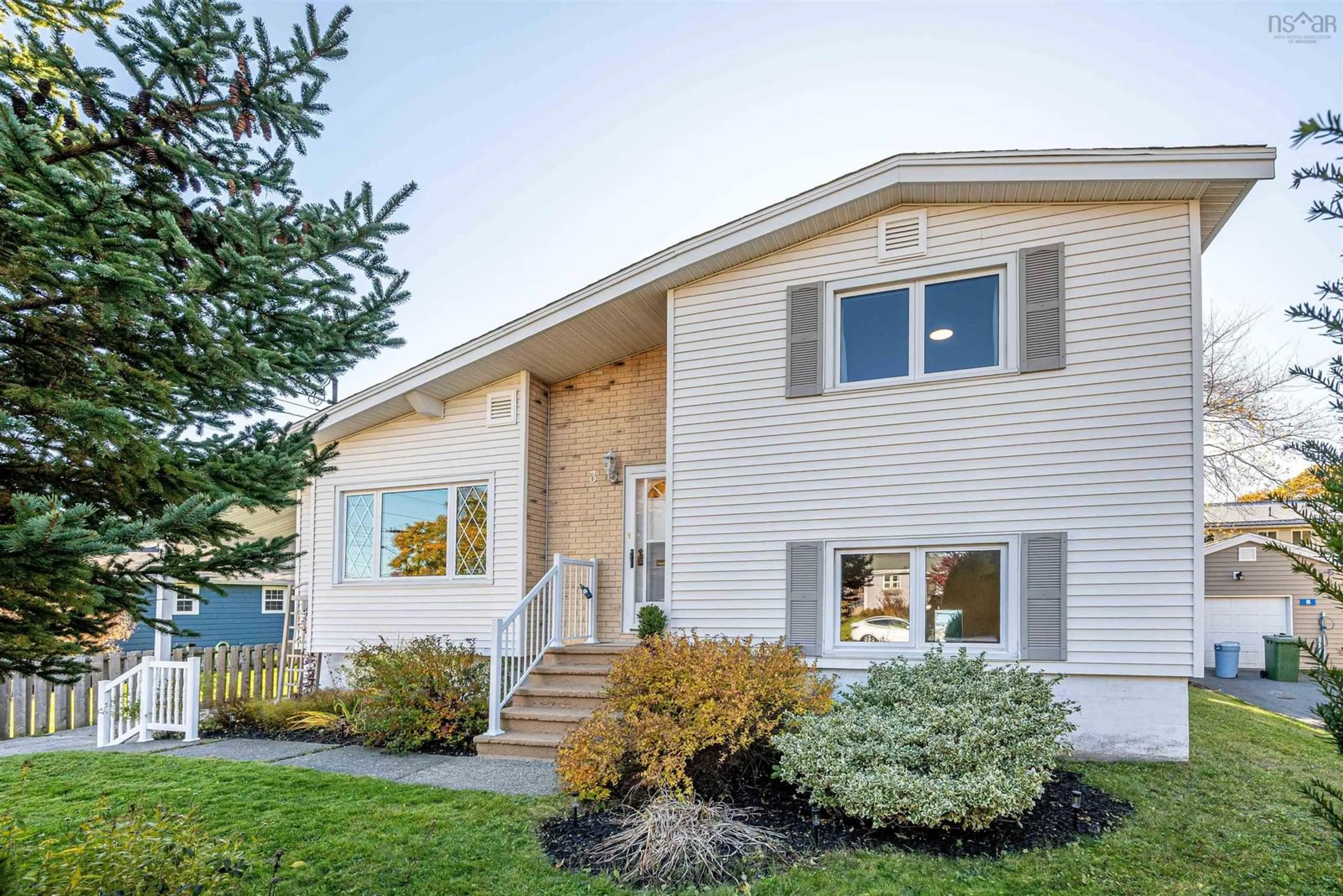 Home with vinyl exterior material, street for 3 Leaman Dr, Dartmouth Nova Scotia B3A 2K4