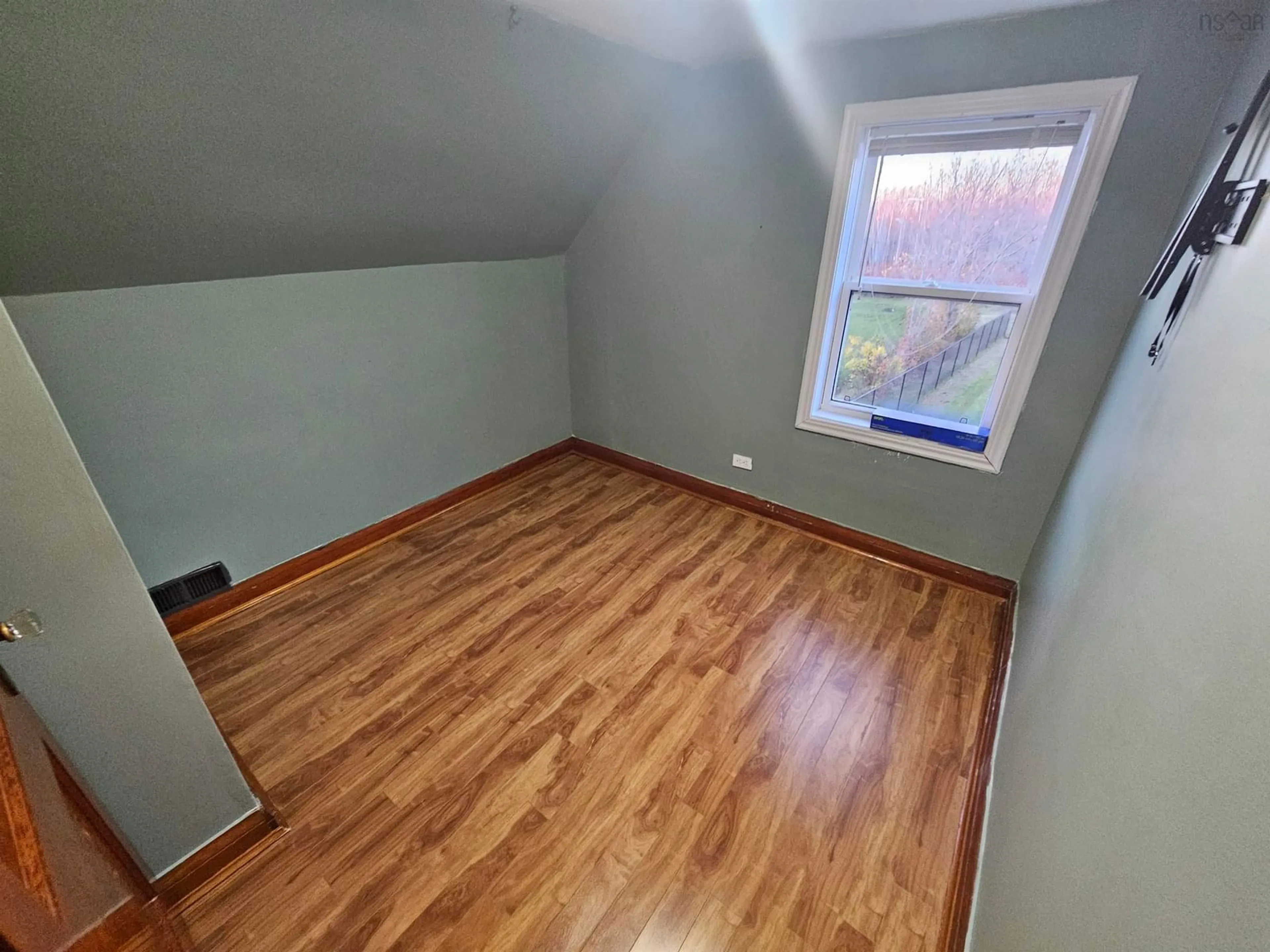 A pic of a room for 7 Starr St, Springhill Nova Scotia B0M 1X0