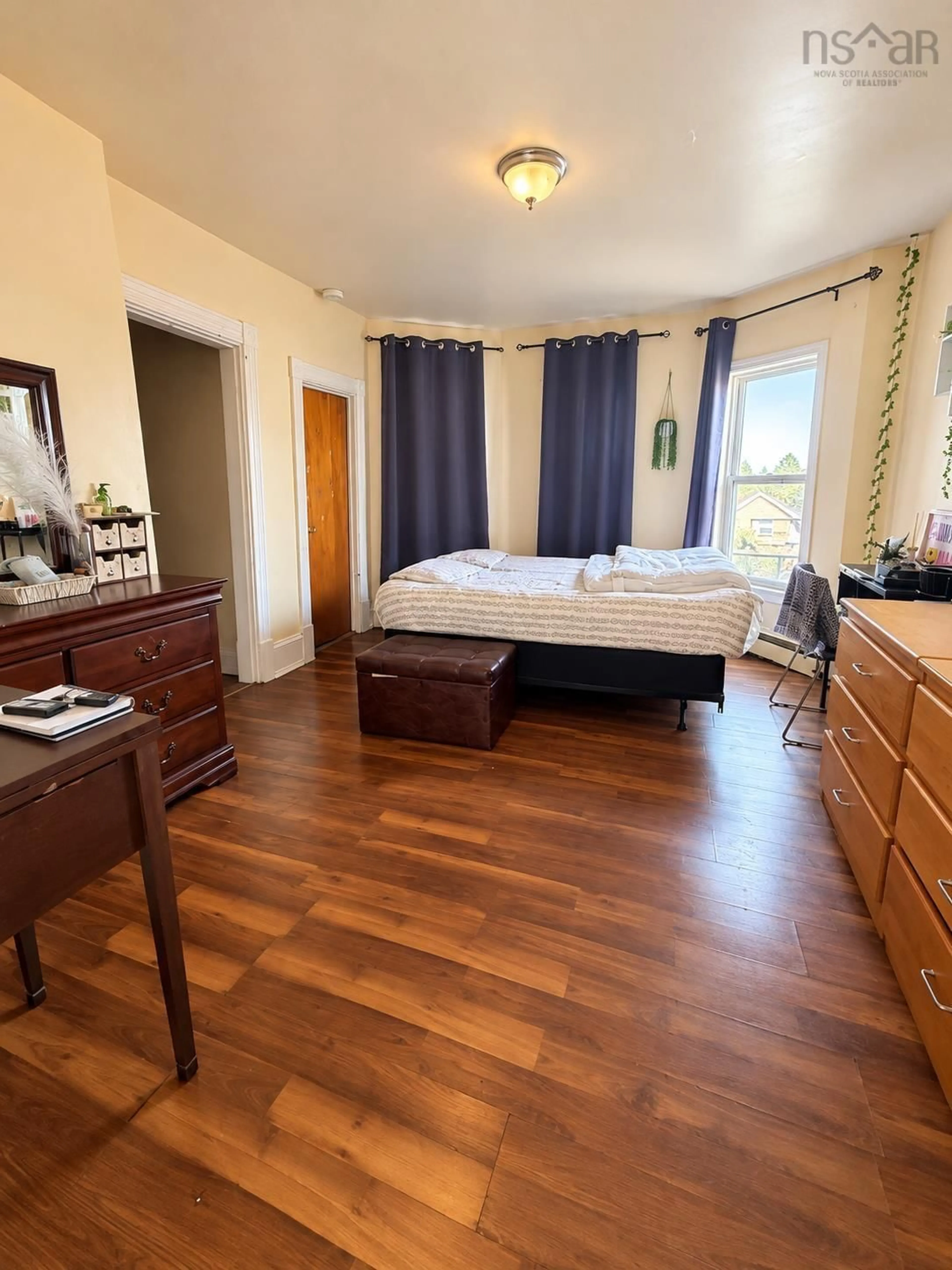 A pic of a room for 9 Douglas Street, Sydney Nova Scotia B1P 1V2
