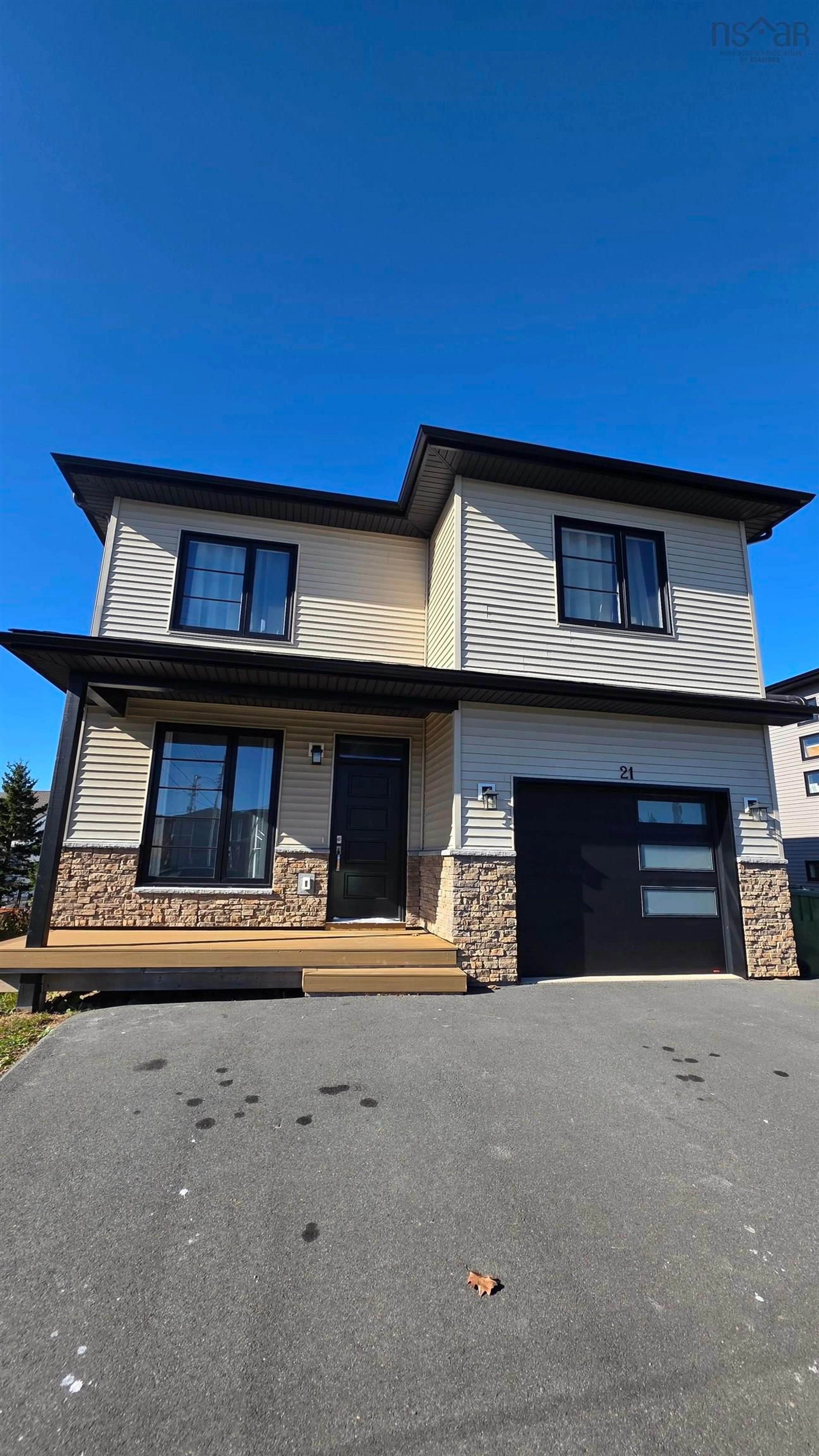 Home with vinyl exterior material, street for 21 Lagos Ave, Dartmouth Nova Scotia B2X 0A3