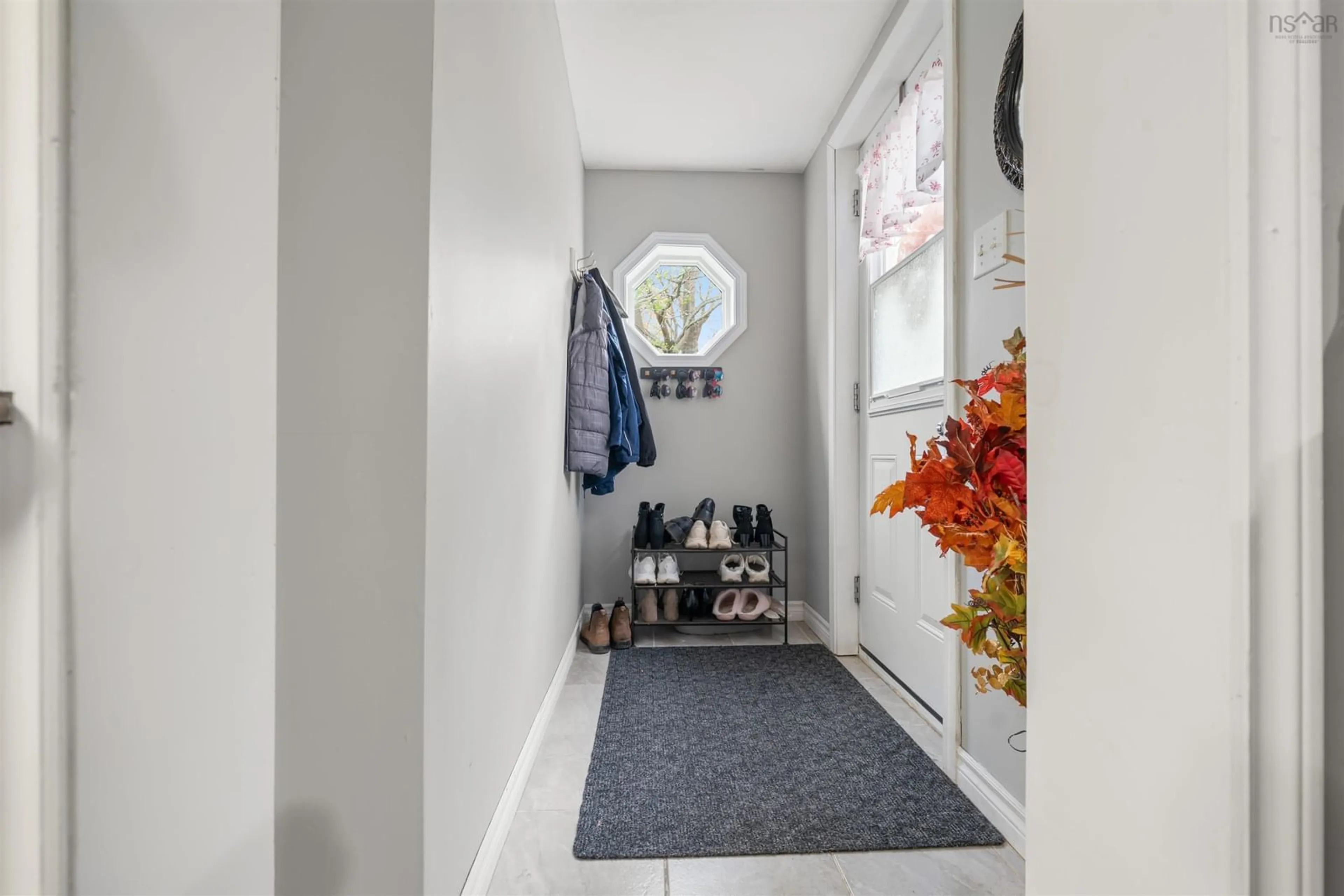 Indoor entryway for 14 Grandview Ave, Trenton Nova Scotia B0K 1X0