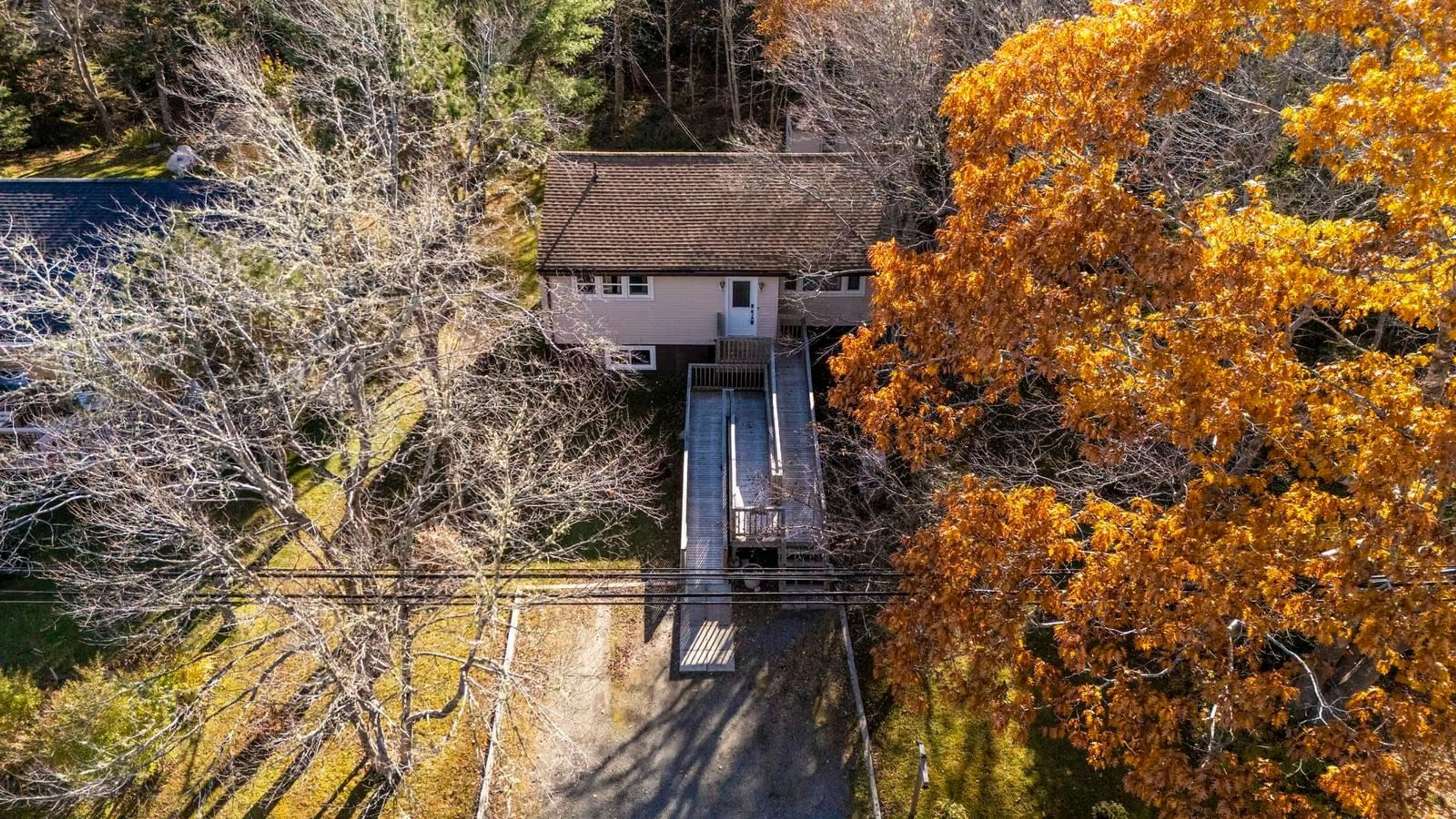 A pic from outside/outdoor area/front of a property/back of a property/a pic from drone, unknown for 2826 St. Margarets Bay Rd, Timberlea Nova Scotia B3T 1H4
