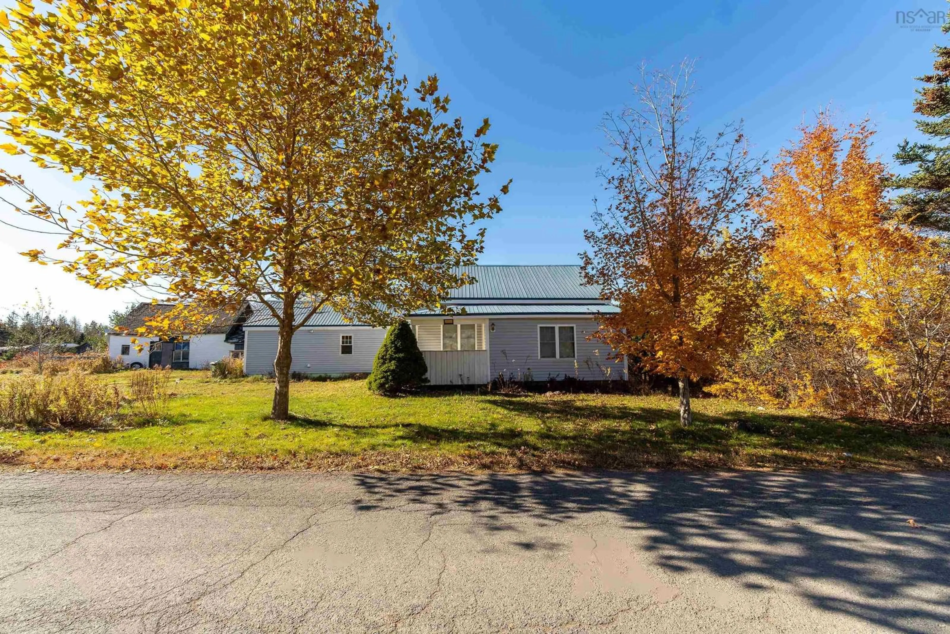 A pic from outside/outdoor area/front of a property/back of a property/a pic from drone, street for 70 Wharf Rd, Five Islands Nova Scotia B0M 1K0
