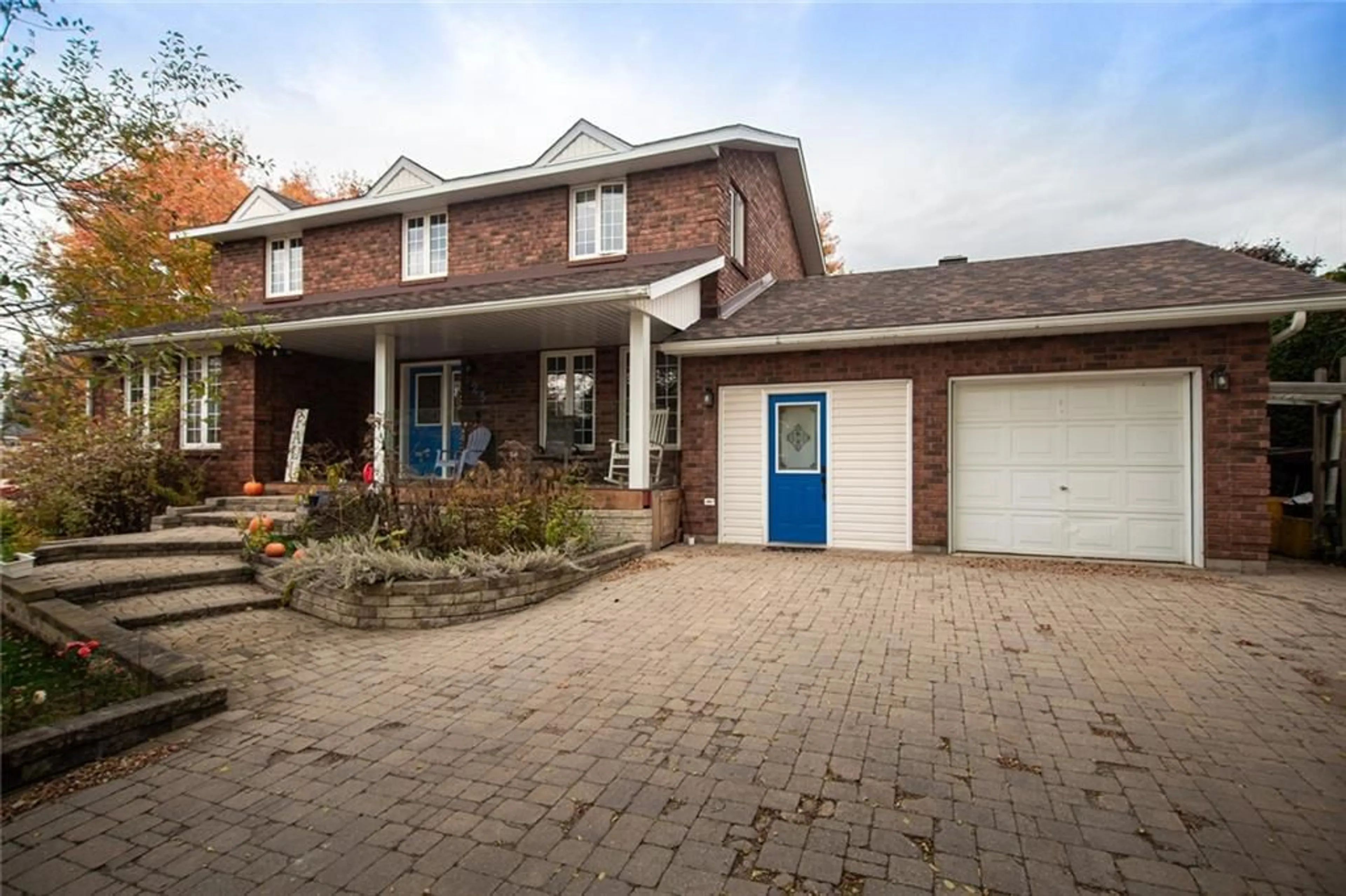 Home with brick exterior material for 125 POPLAR RIDGE Rd, Pembroke Ontario K8A 8K1