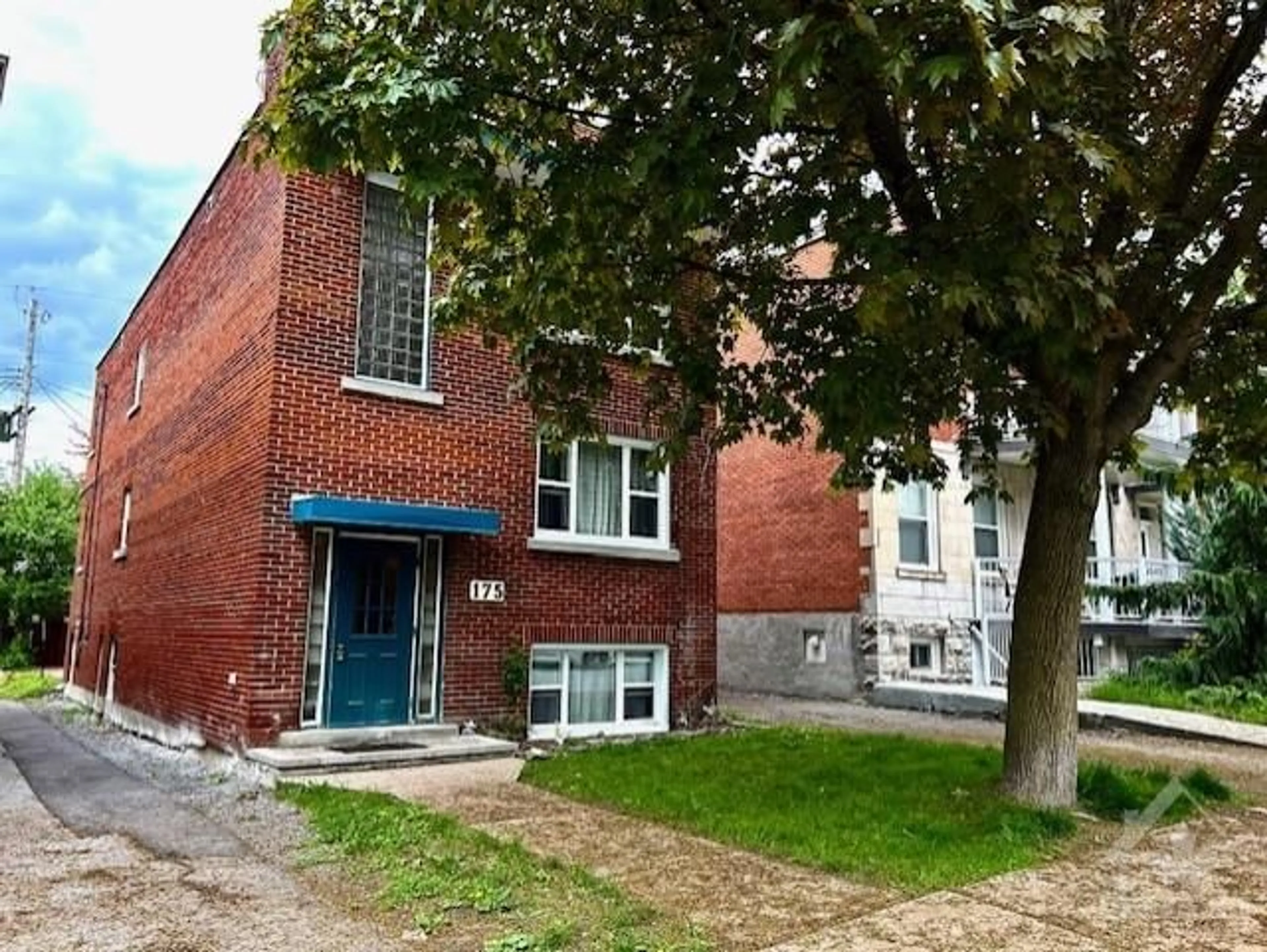 Outside view for 175 GOULBURN Ave, Ottawa Ontario K1N 8E3