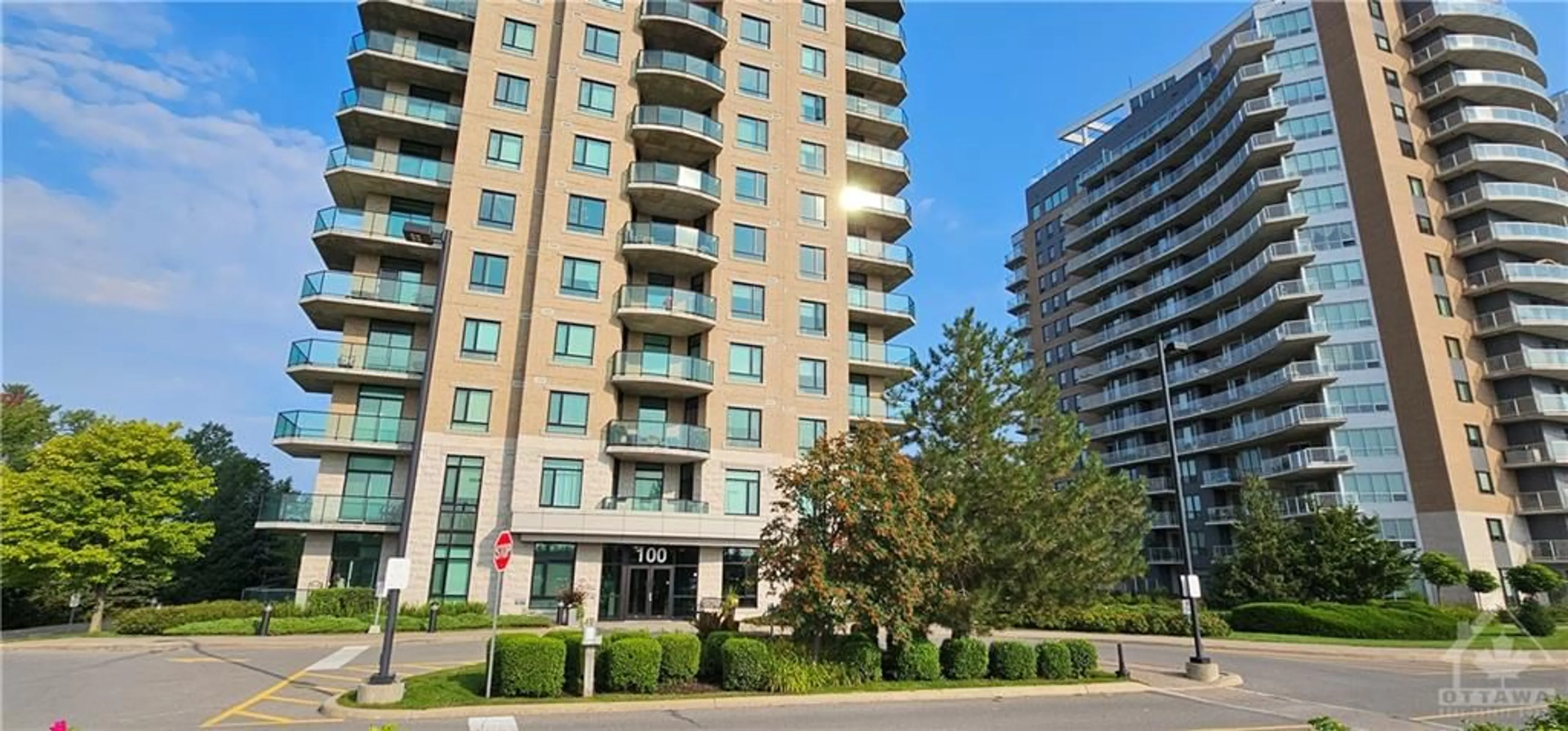 A pic from exterior of the house or condo for 100 INLET Pvt #1201, Ottawa Ontario K4S 0S8