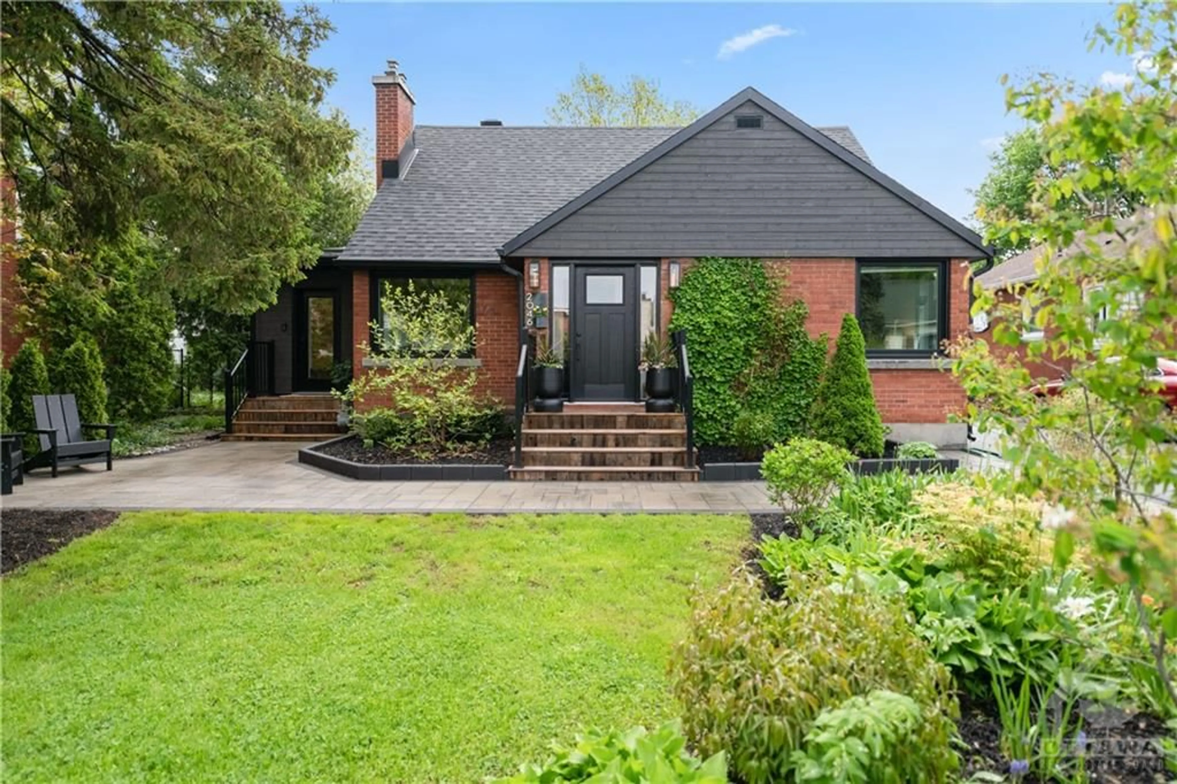 Home with brick exterior material for 2046 HONEYWELL Ave, Ottawa Ontario K2A 0P8