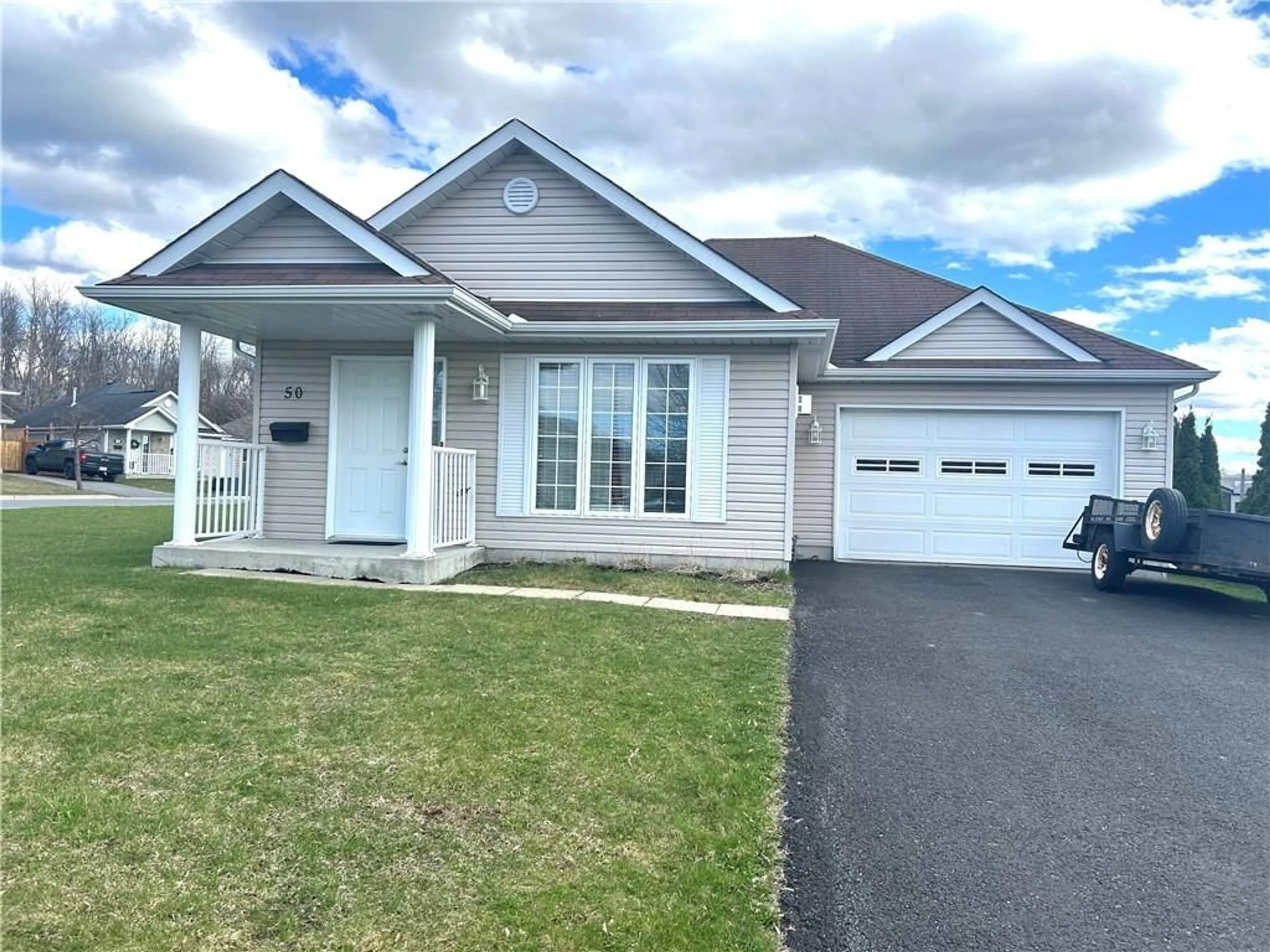 Frontside or backside of a home for 50 GAIL ELIZABETH Crt, Cornwall Ontario K6H 0A7