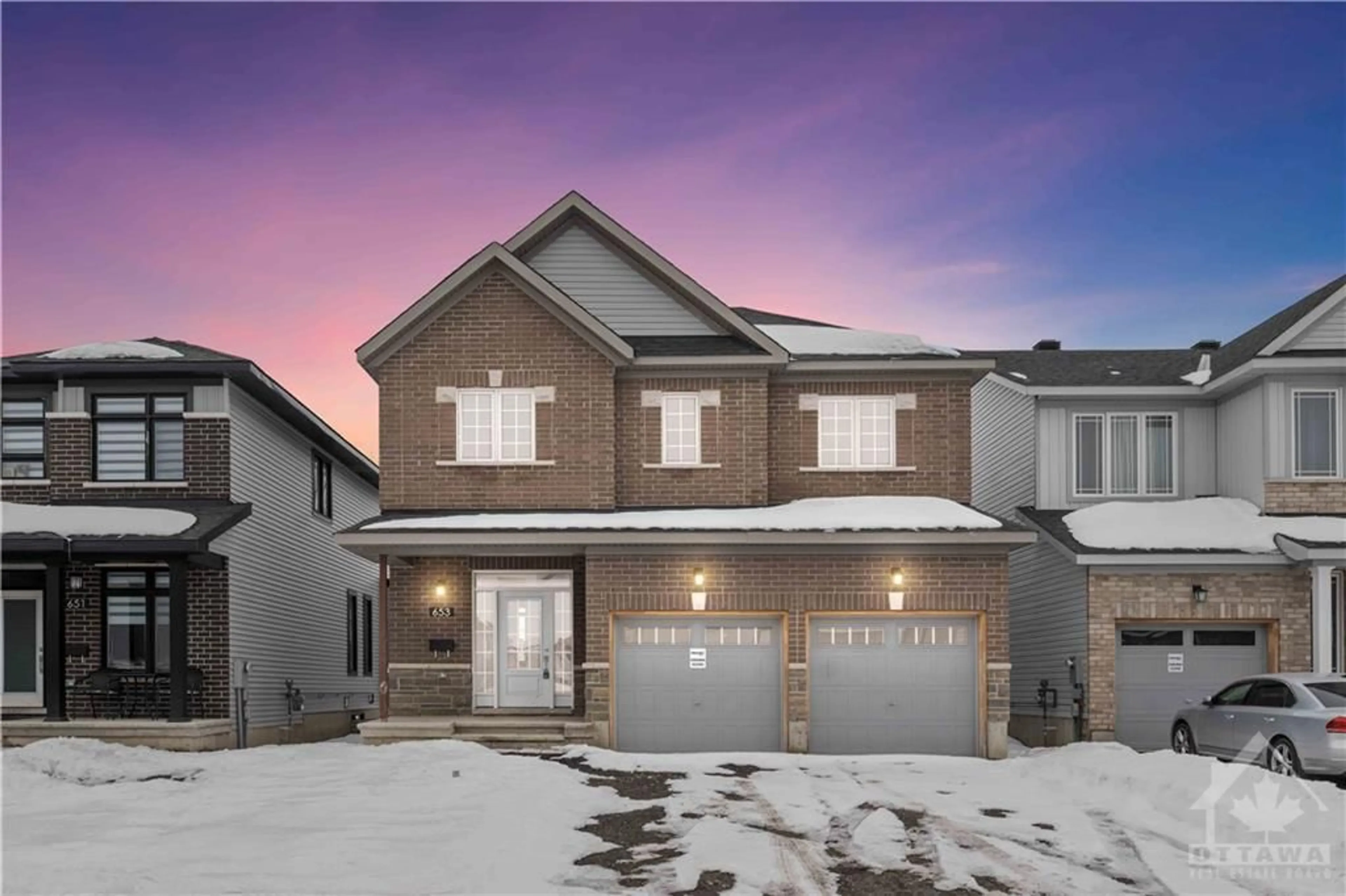 Frontside or backside of a home for 653 PERSIMMON Way, Ottawa Ontario K1W 0T3