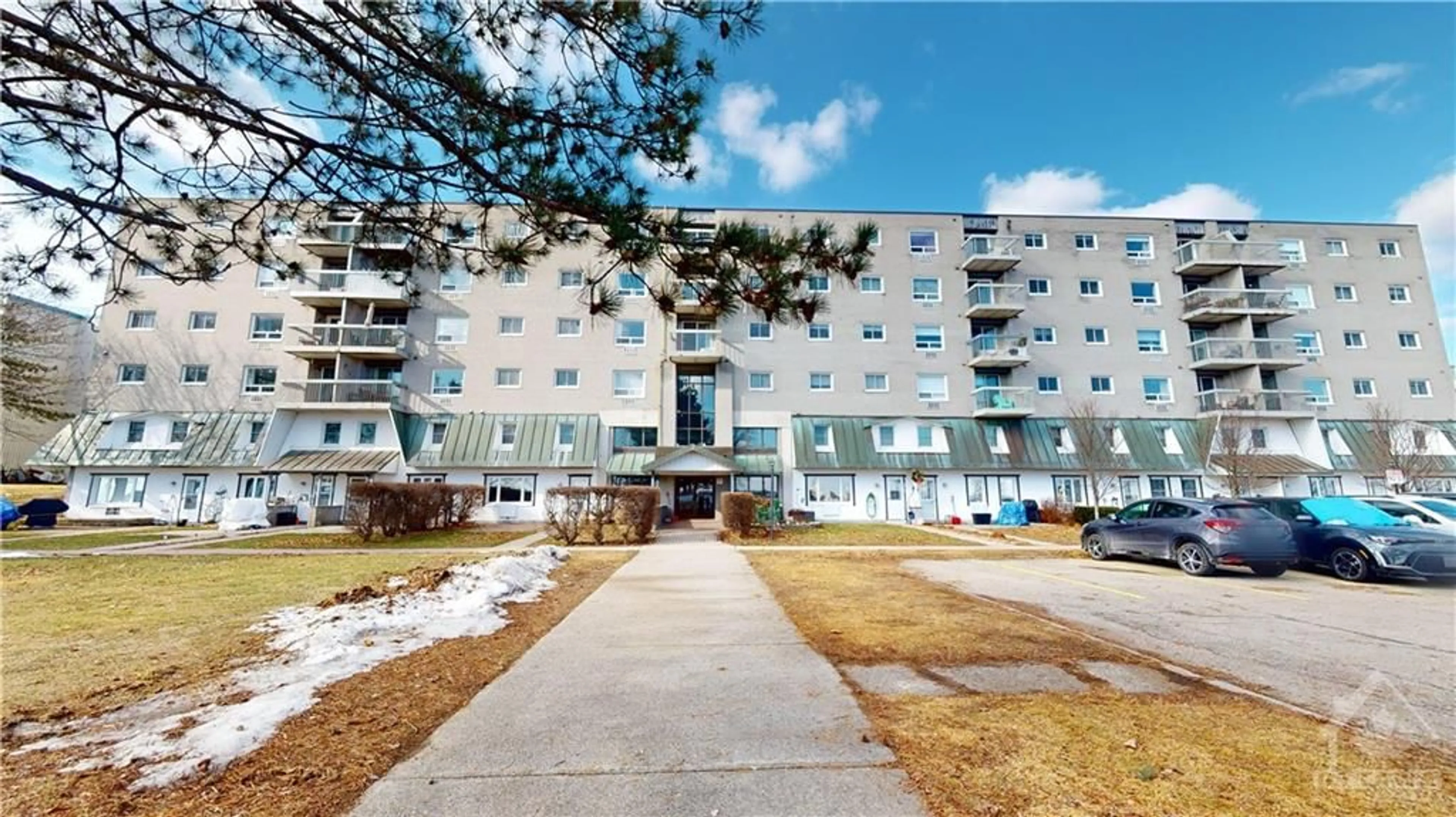 A pic from exterior of the house or condo for 235-506 WATER St, Prescott Ontario K0E 1T0