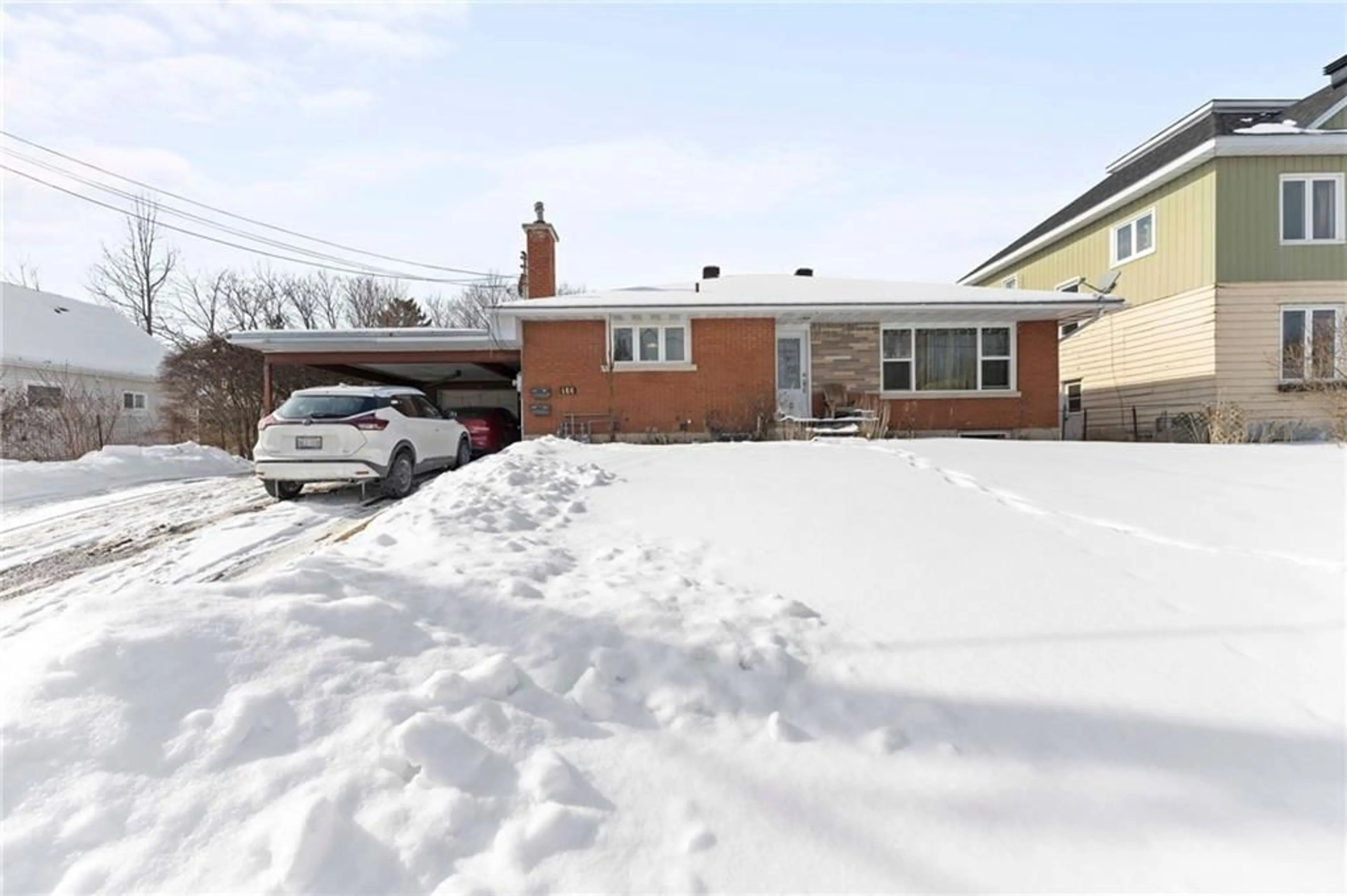Frontside or backside of a home for 466 DRAPER St, Pembroke Ontario K8A 4X4