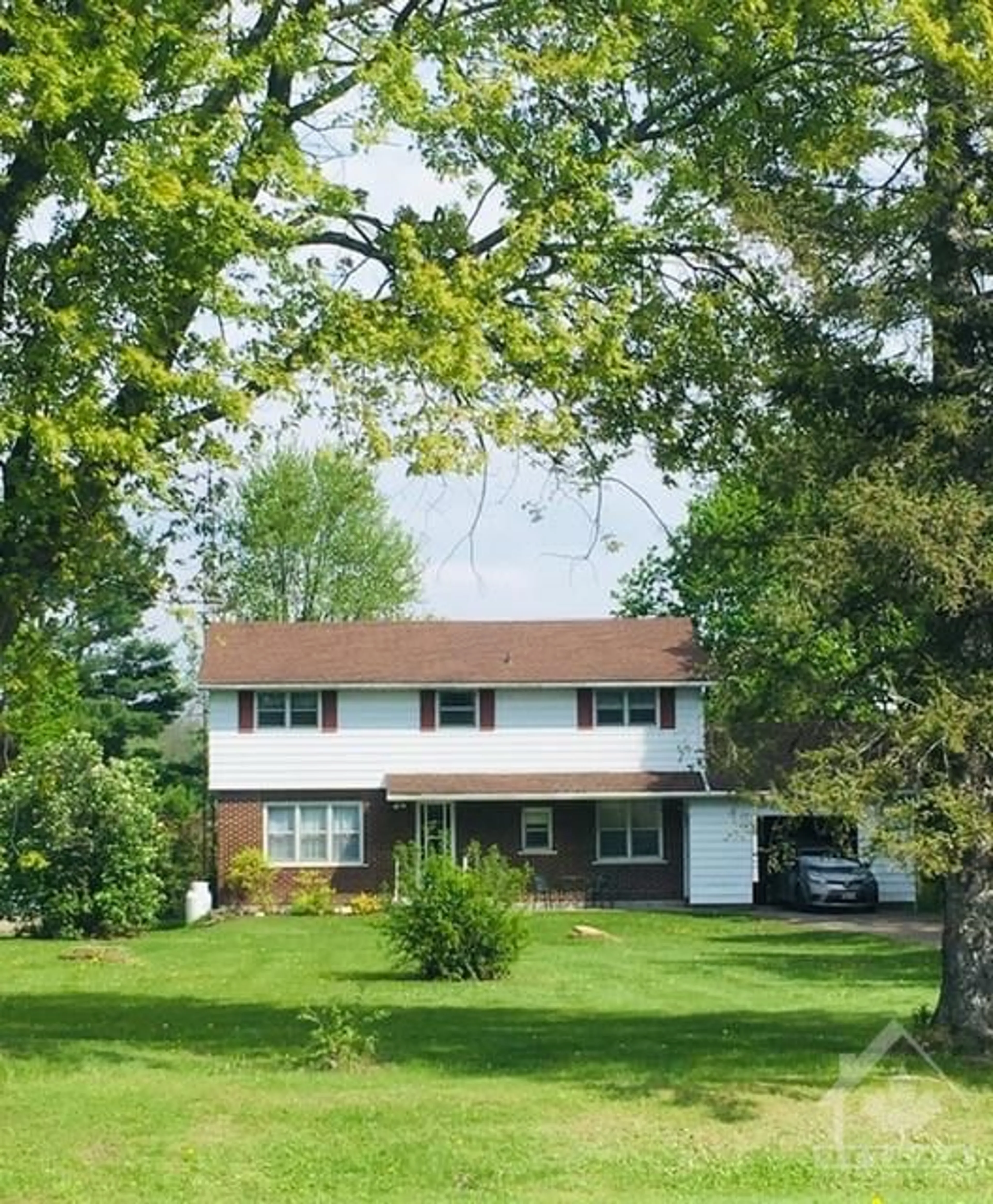 Frontside or backside of a home, cottage for 999 HERITAGE Dr, Merrickville Ontario K0G 1N0