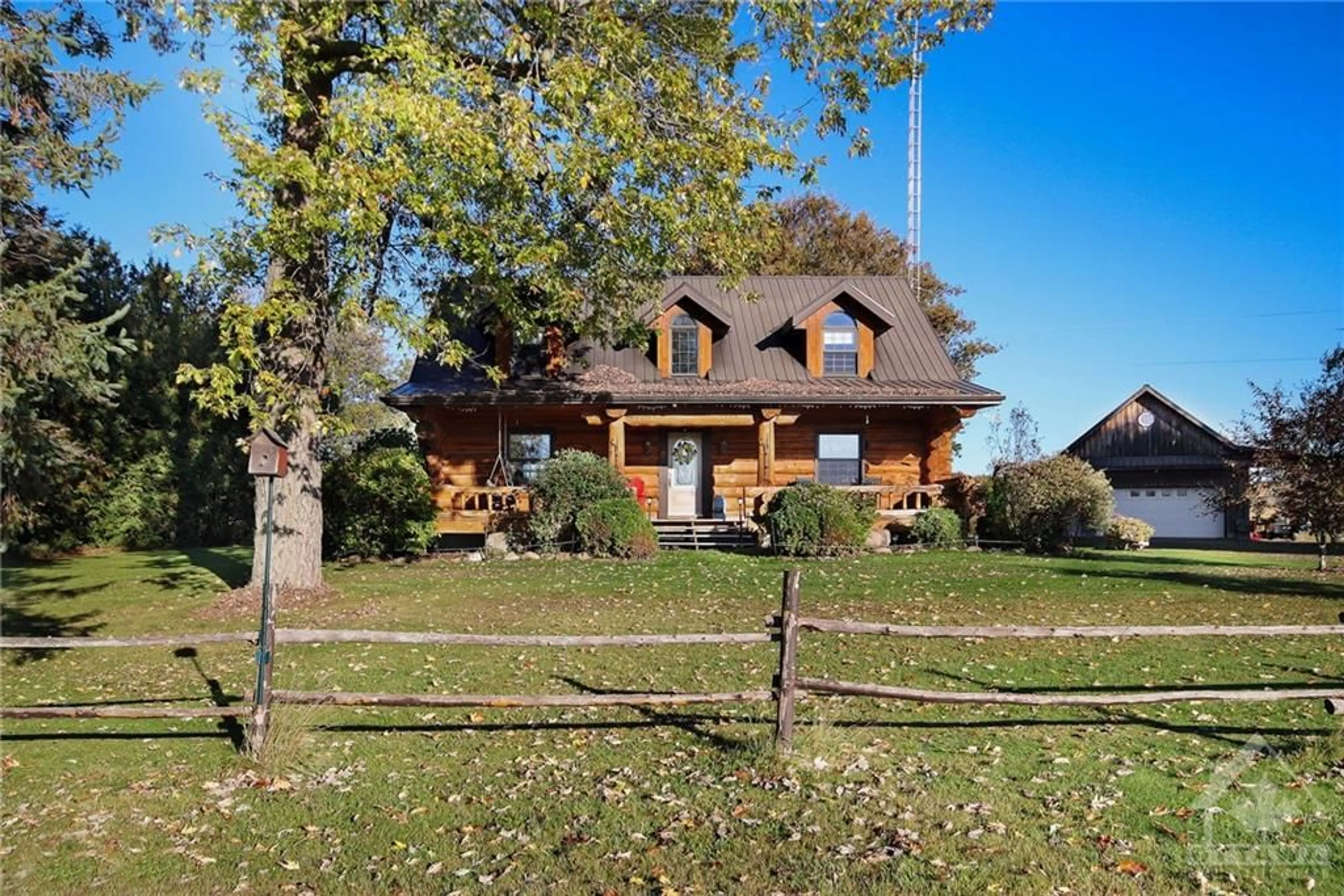 Cottage for 4997 SPICER Rd, Brockville Ontario K6V 5T5