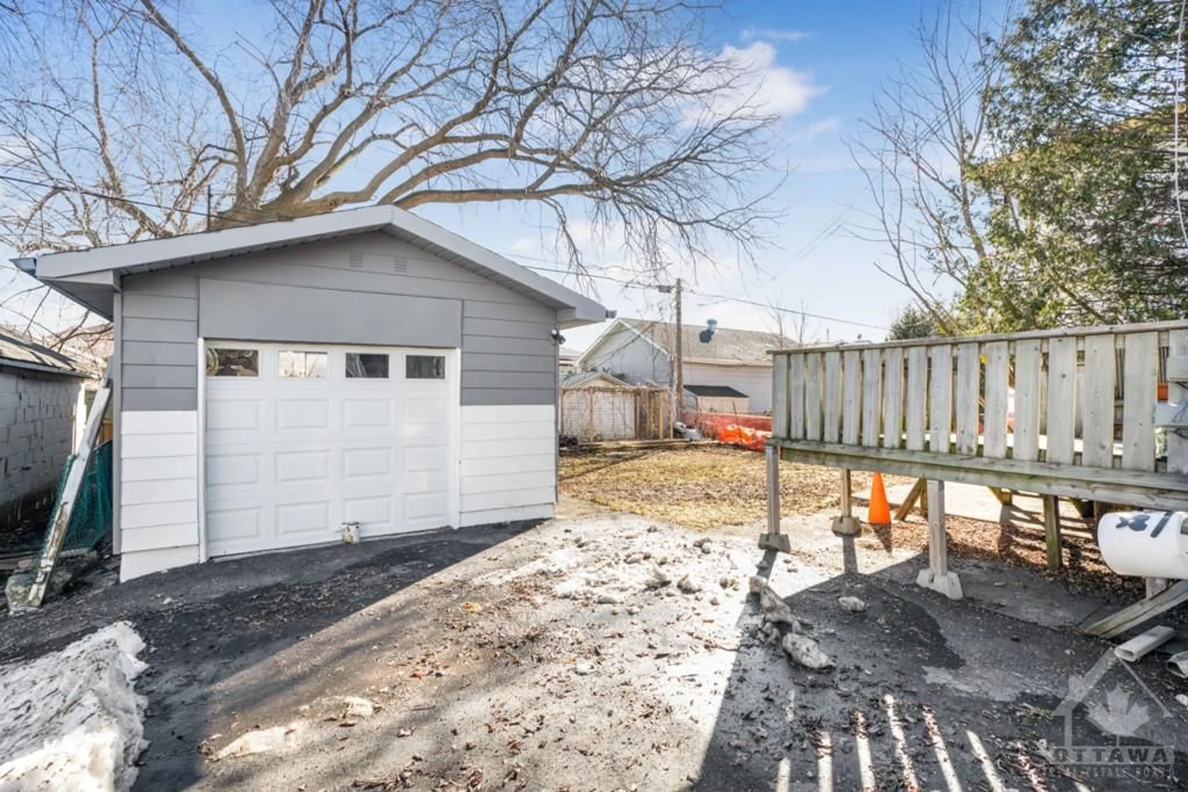 Shed for 154 COLUMBUS Ave, Ottawa Ontario K1K 1R1