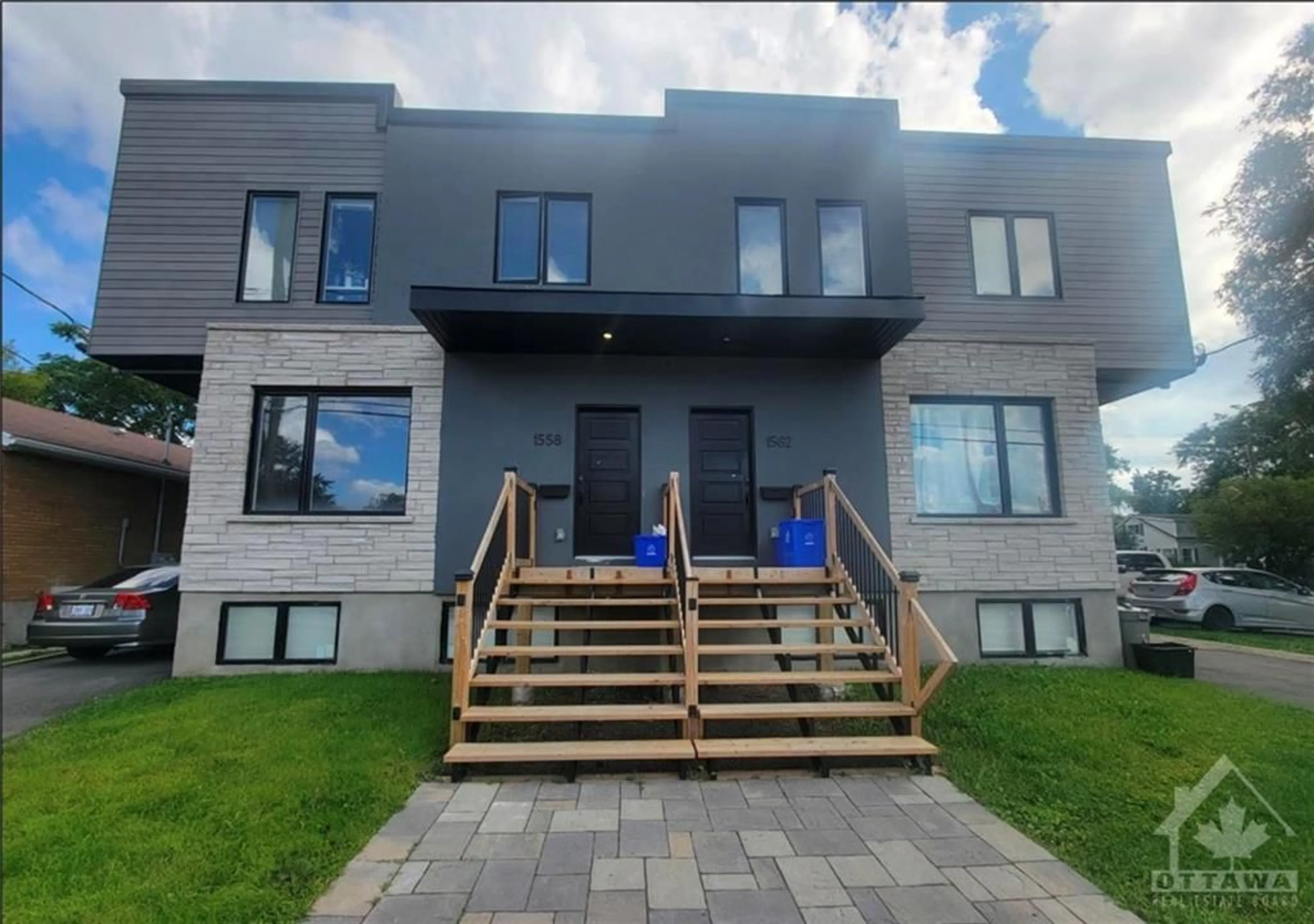 A pic from exterior of the house or condo for 1558-1562 BASELINE Rd, Ottawa Ontario K2C 0B3