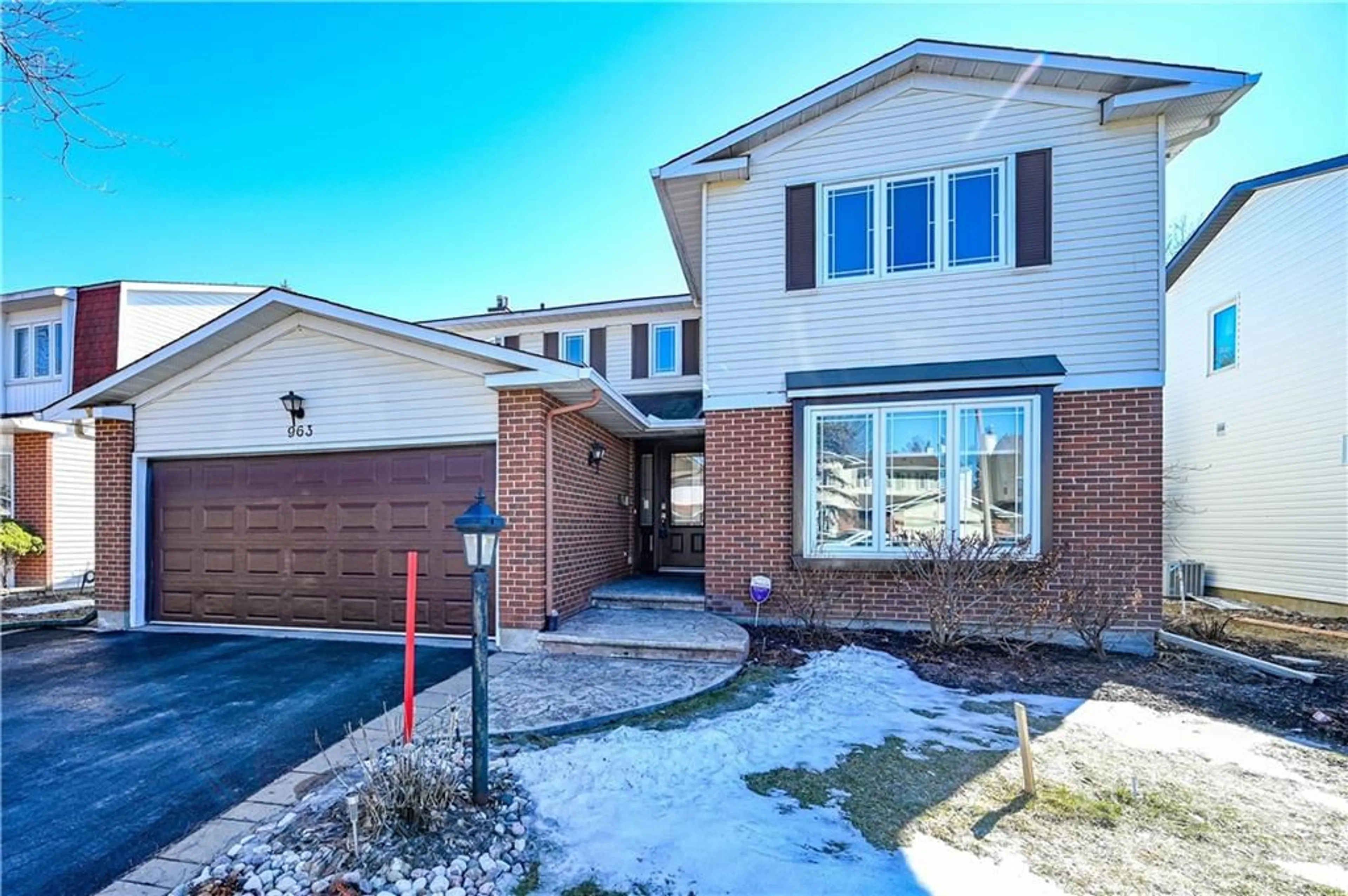Home with brick exterior material for 963 CHALEUR Way, Ottawa Ontario K1C 2R9