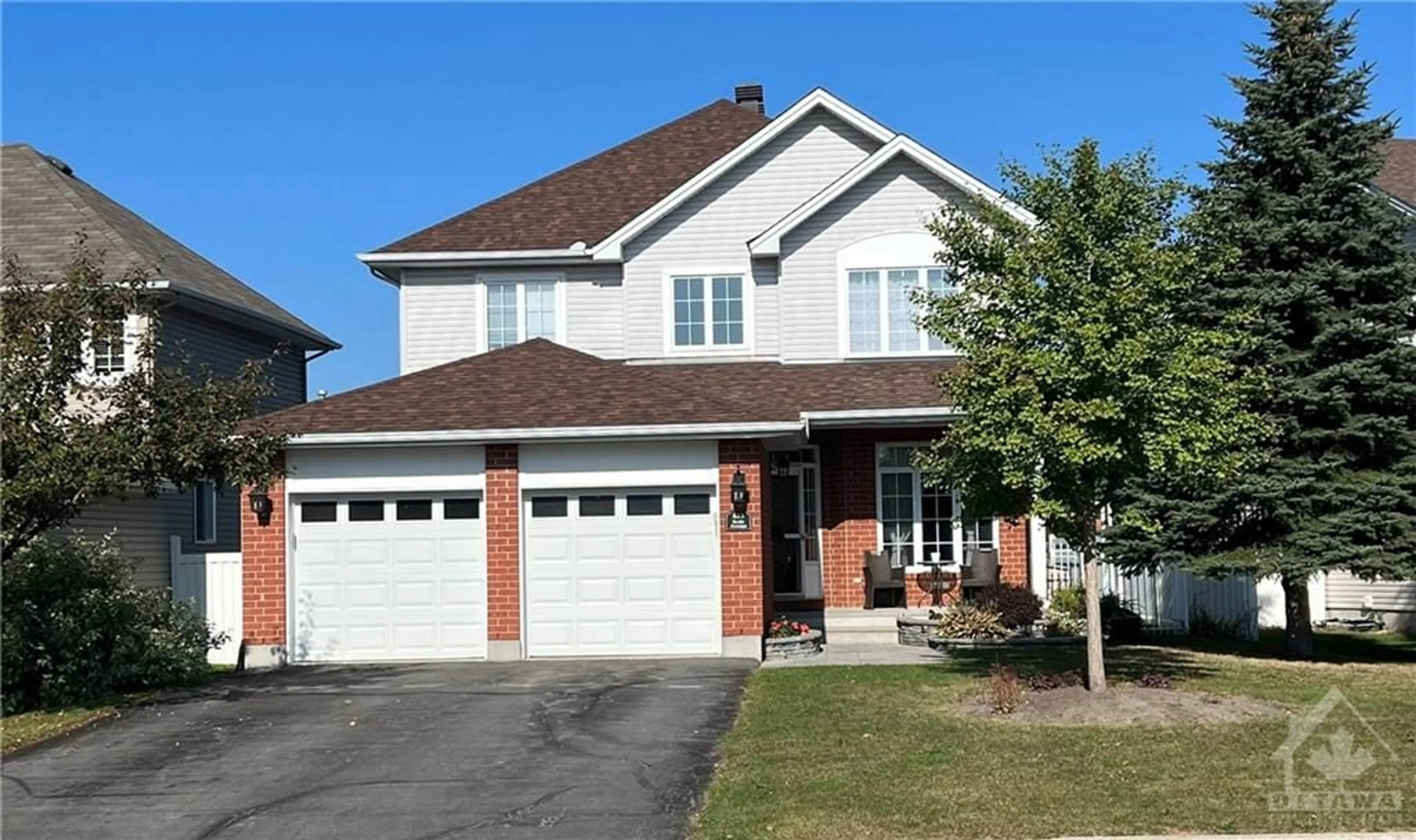 Home with vinyl exterior material for 853 SCALA Ave, Orleans Ontario K4A 4M6