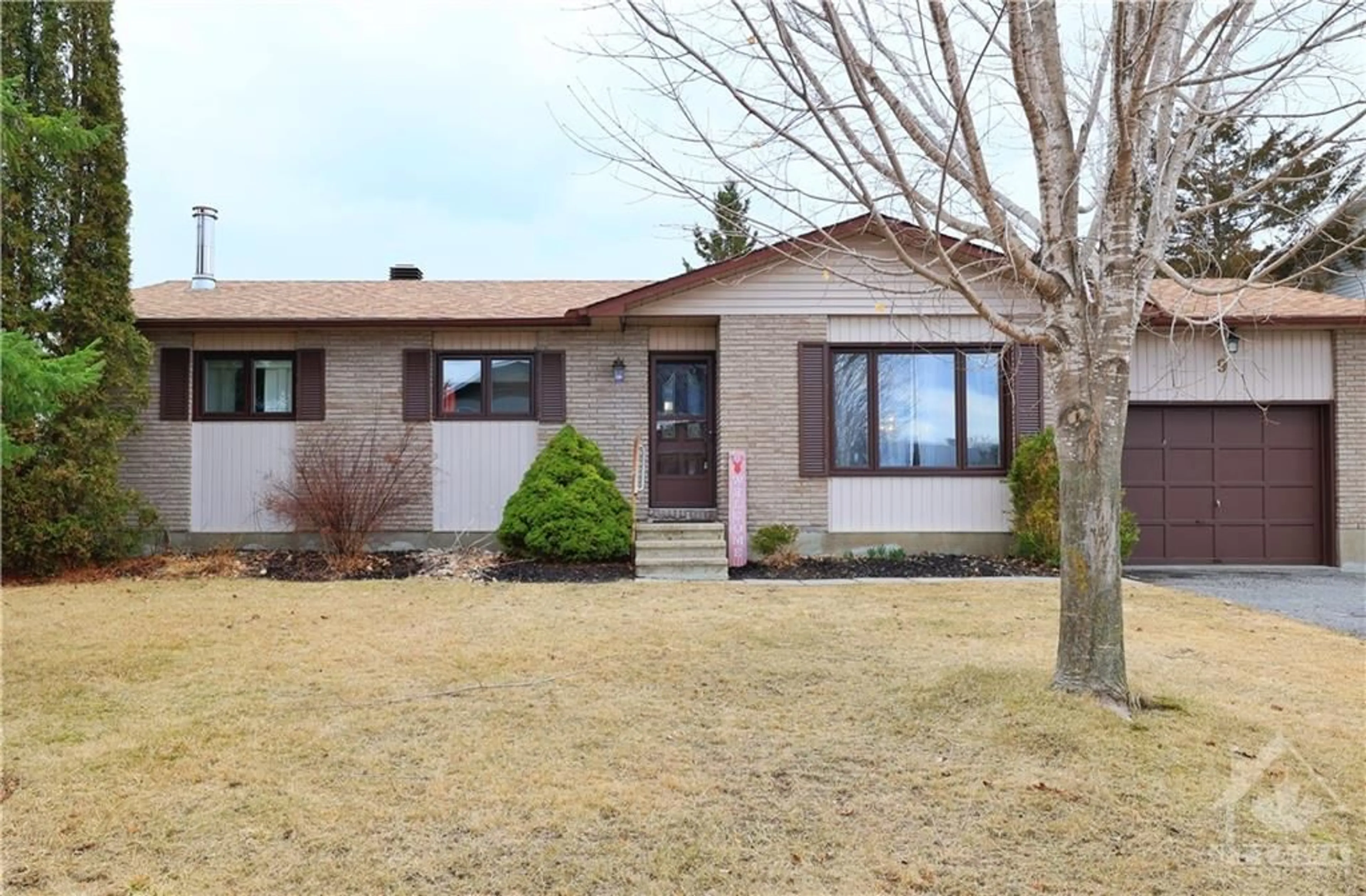Frontside or backside of a home for 9 PROMENADE Blvd, Embrun Ontario K0A 1W1
