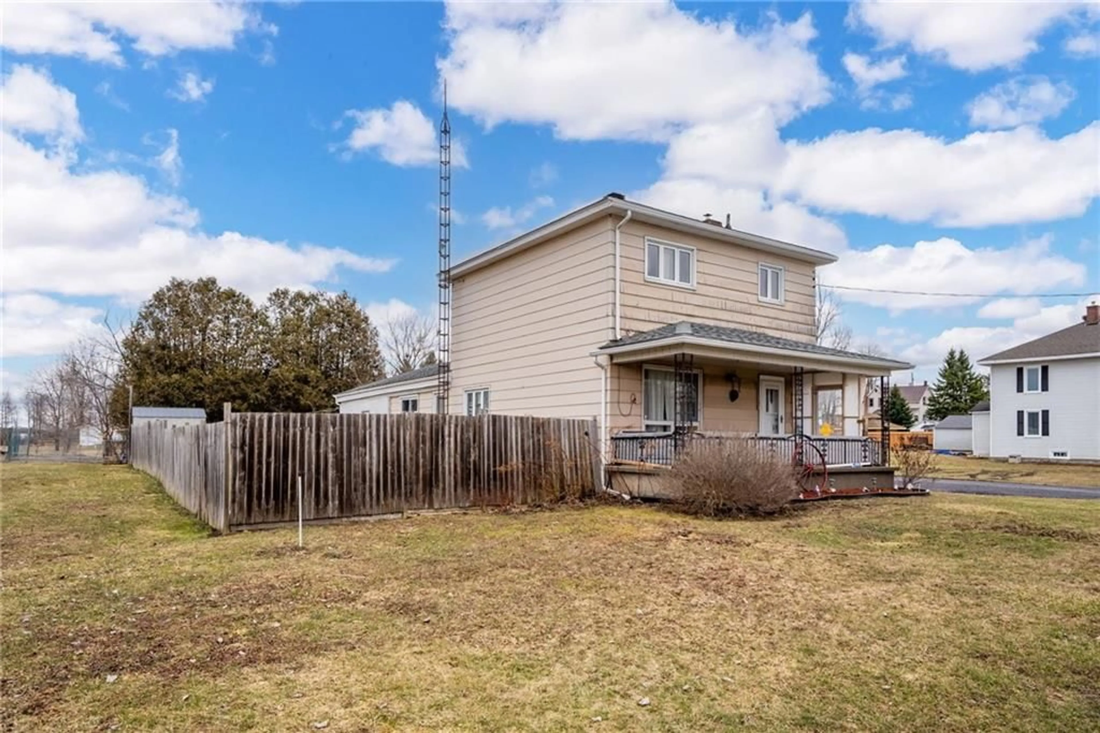 Fenced yard for 3709 OLD ORCHARD St, Apple Hill Ontario K0C 1B0