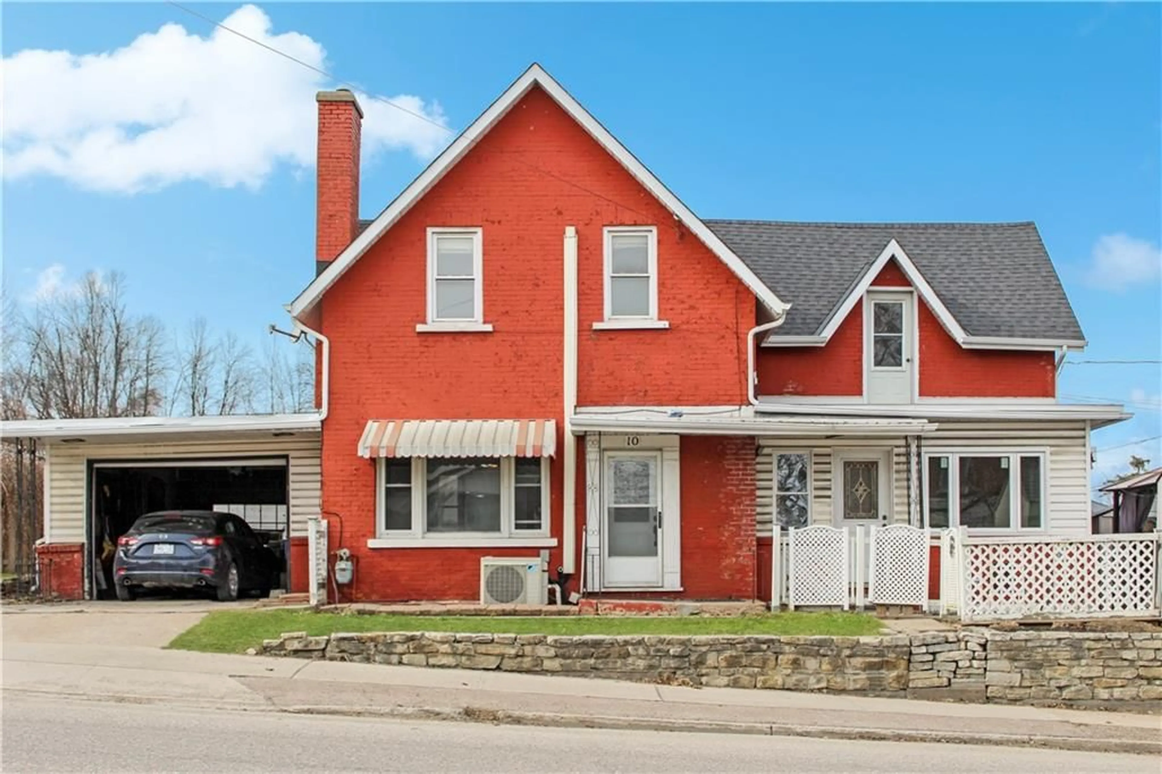 Frontside or backside of a home for 10 MAIN St, Cobden Ontario K0J 1K0
