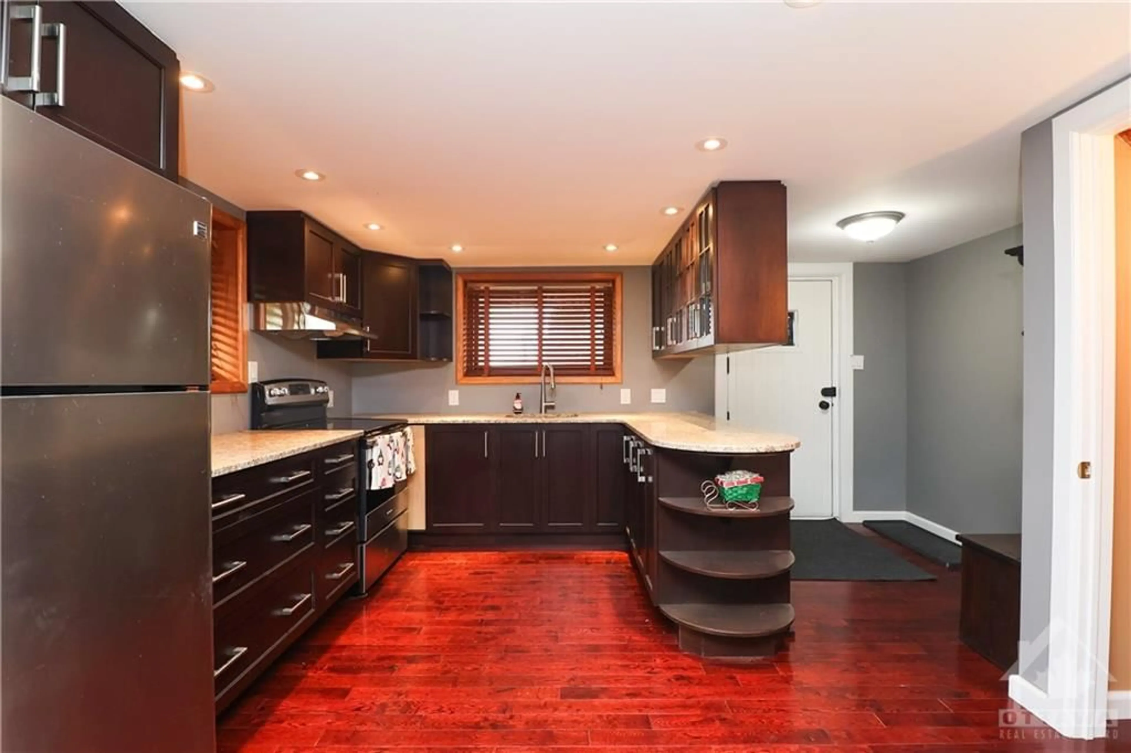 Contemporary kitchen for 398 COUNTY ROAD 23 Rd, Merrickville Ontario K0G 1N0