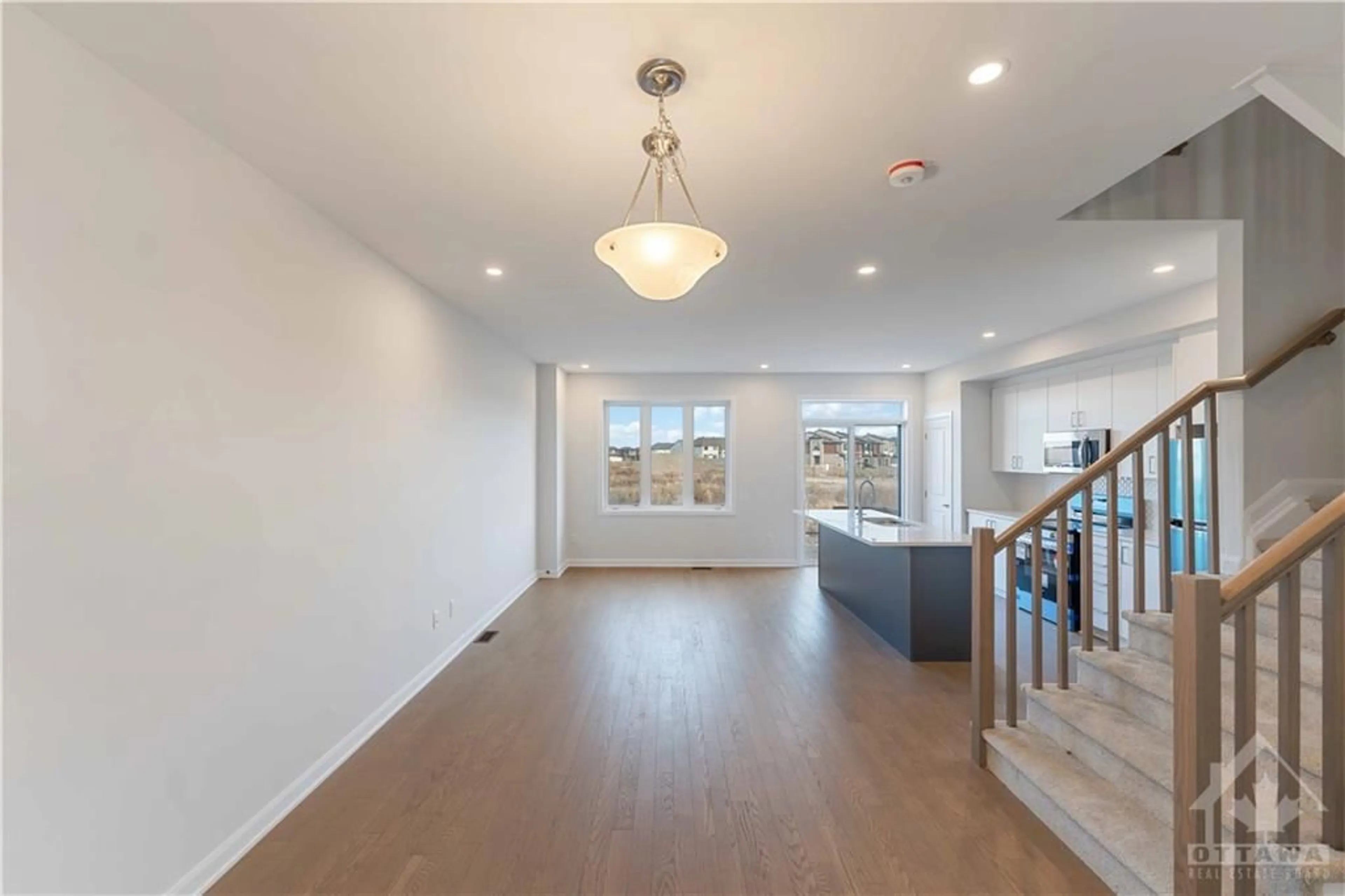 Indoor foyer, wood floors for 702 FAIRLINE Row, Ottawa Ontario K2S 1E7