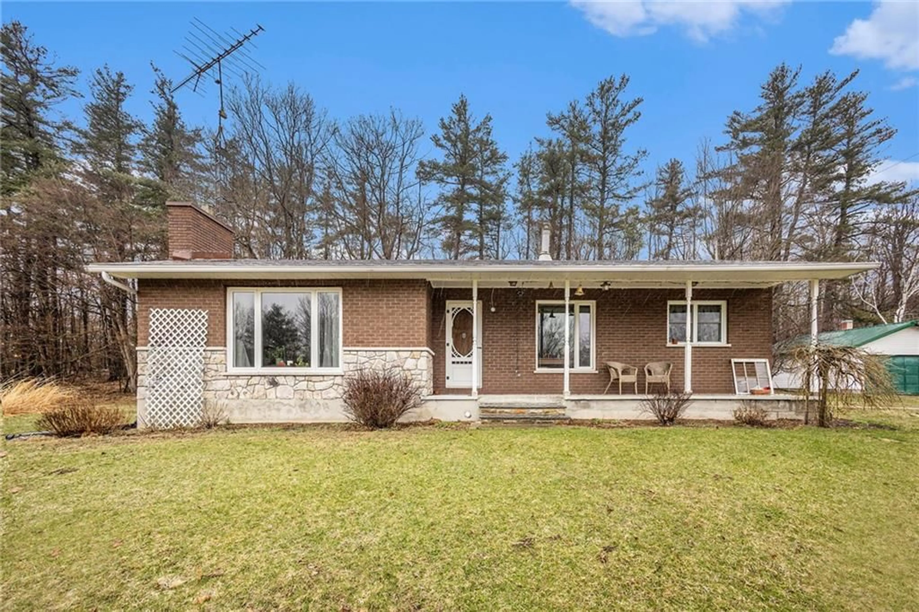 Frontside or backside of a home for 1140 ELMGROVE Rd, Perth Ontario K7H 3C7