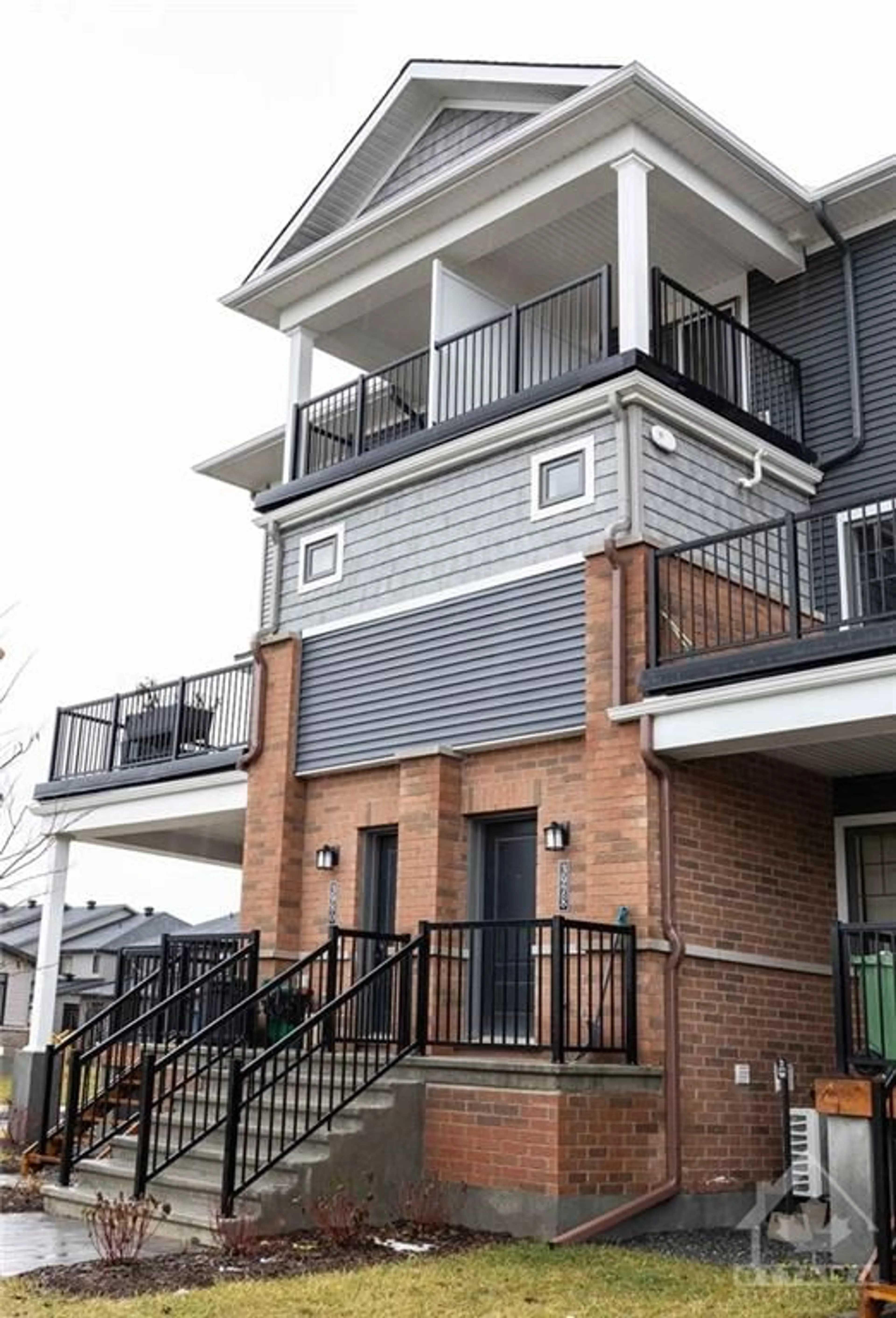 A pic from exterior of the house or condo for 3978 JOCKVALE Rd, Nepean Ontario K2J 7B4