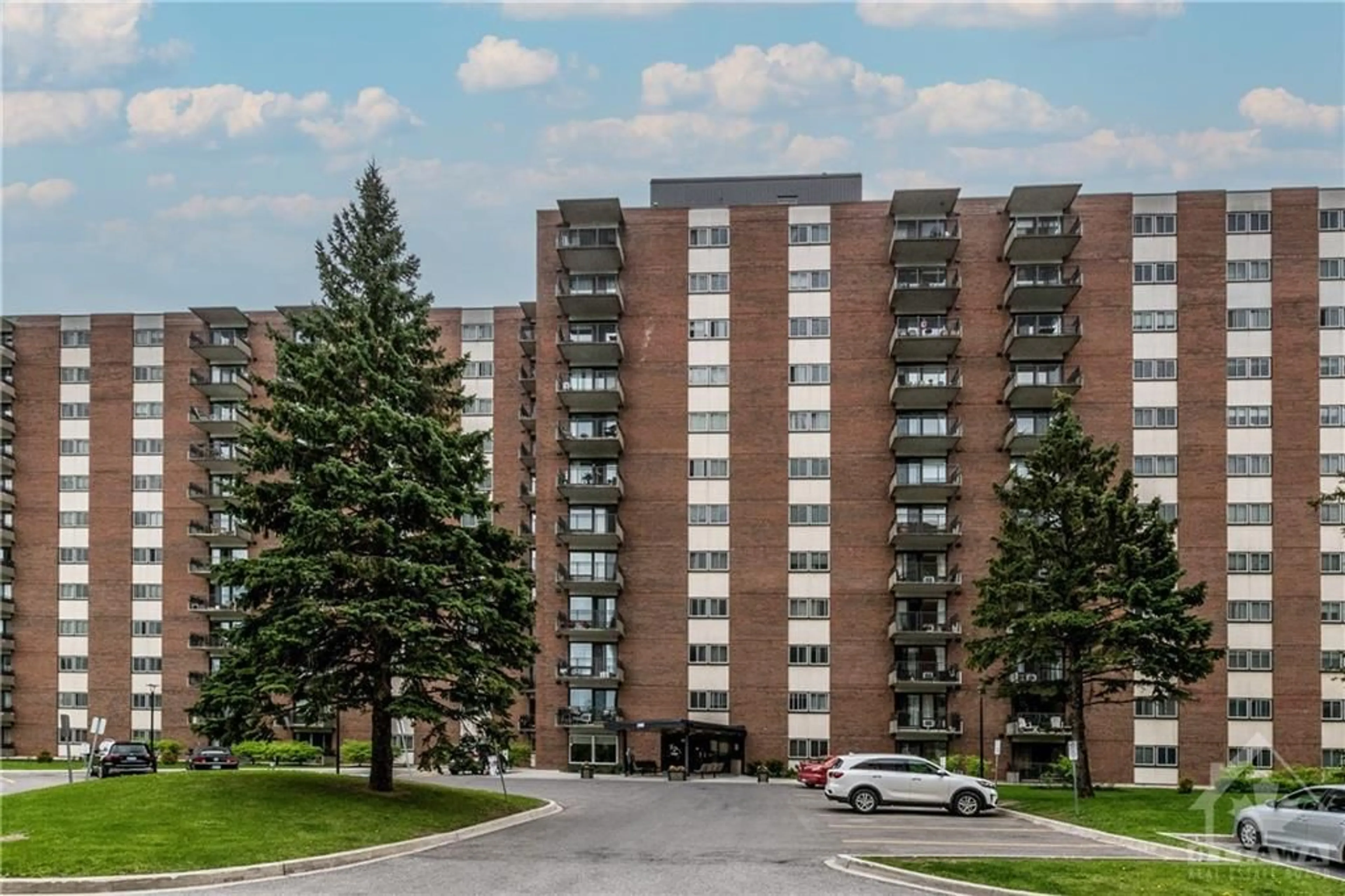 A pic from exterior of the house or condo for 1465 BASELINE Rd #1215, Ottawa Ontario K2C 3L9