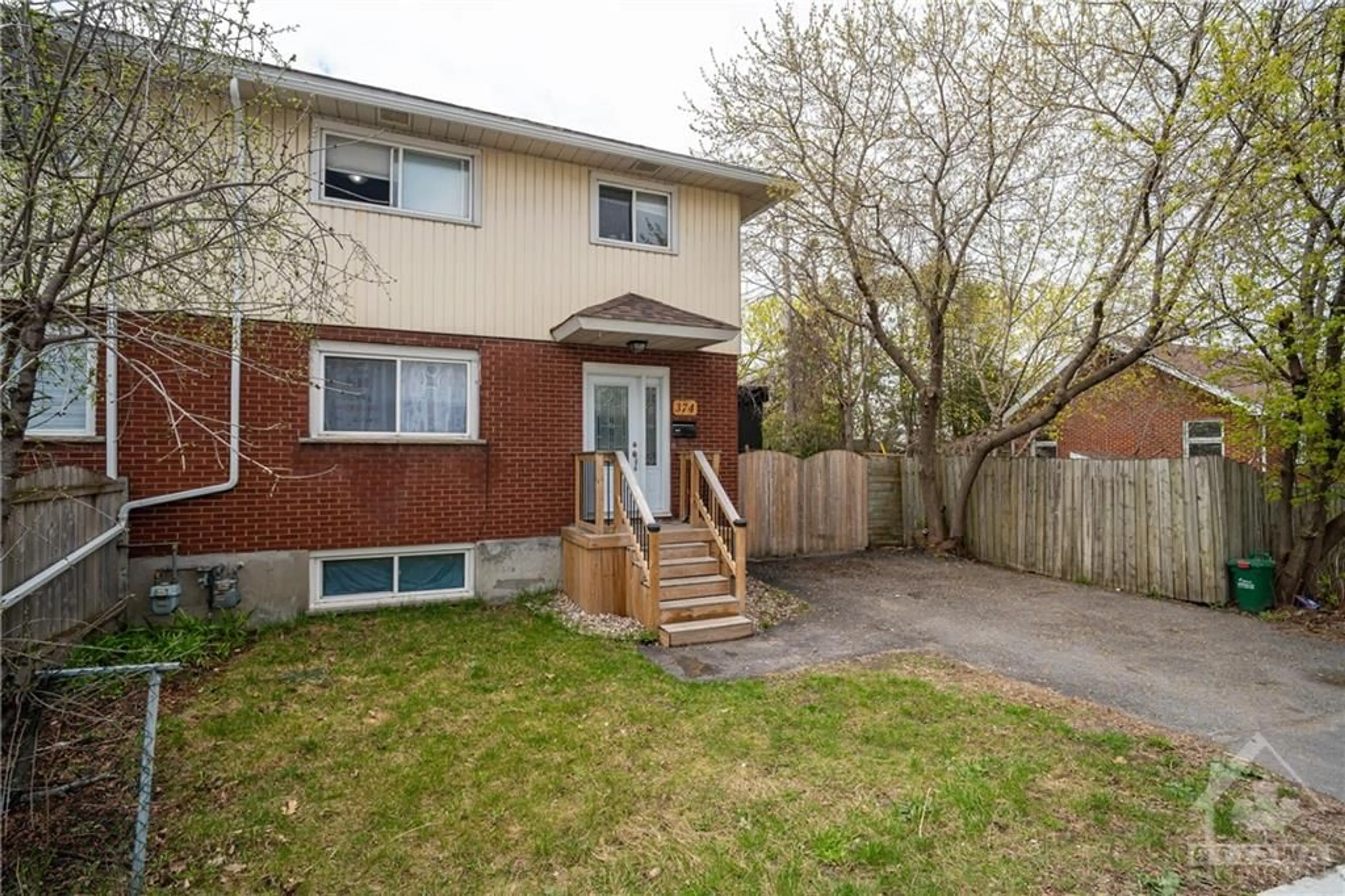 A pic from exterior of the house or condo for 374 POULIN Ave, Ottawa Ontario K2B 5V3