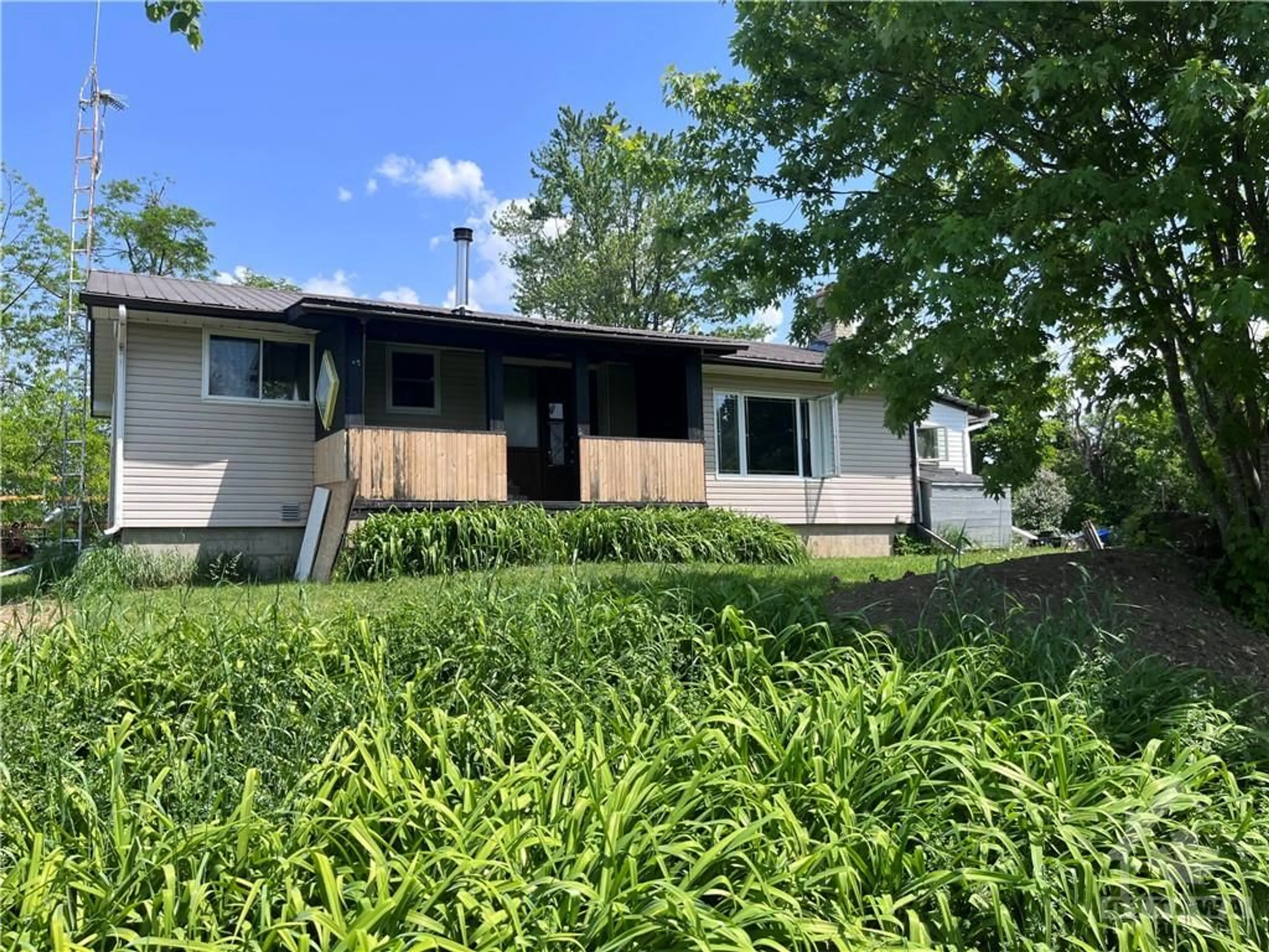 Frontside or backside of a home for 3159 8TH LINE Rd, Metcalfe Ontario K0A 2P0