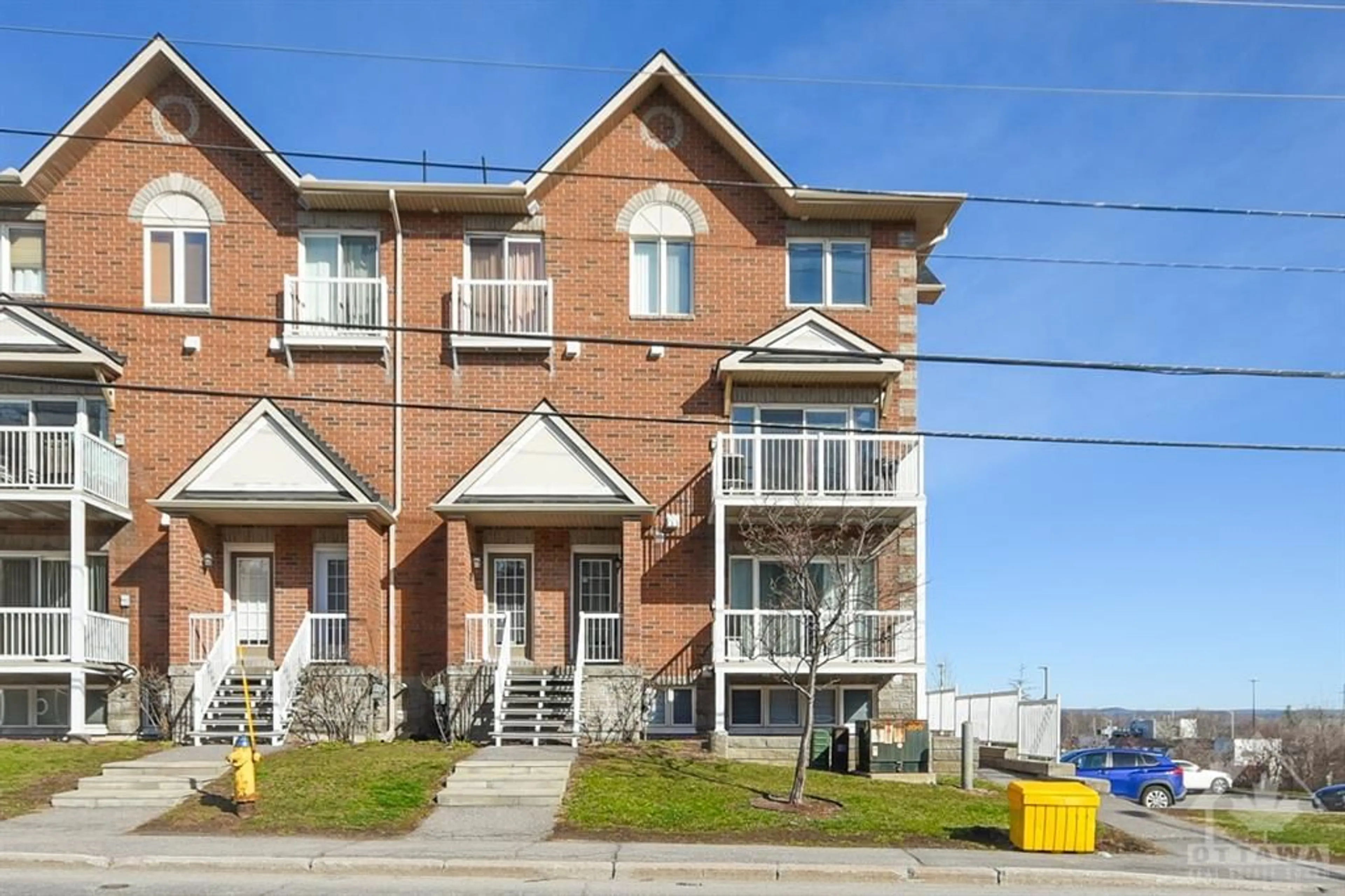 A pic from exterior of the house or condo for 3265 ST JOSEPH Blvd #127, Ottawa Ontario K1E 3Y2