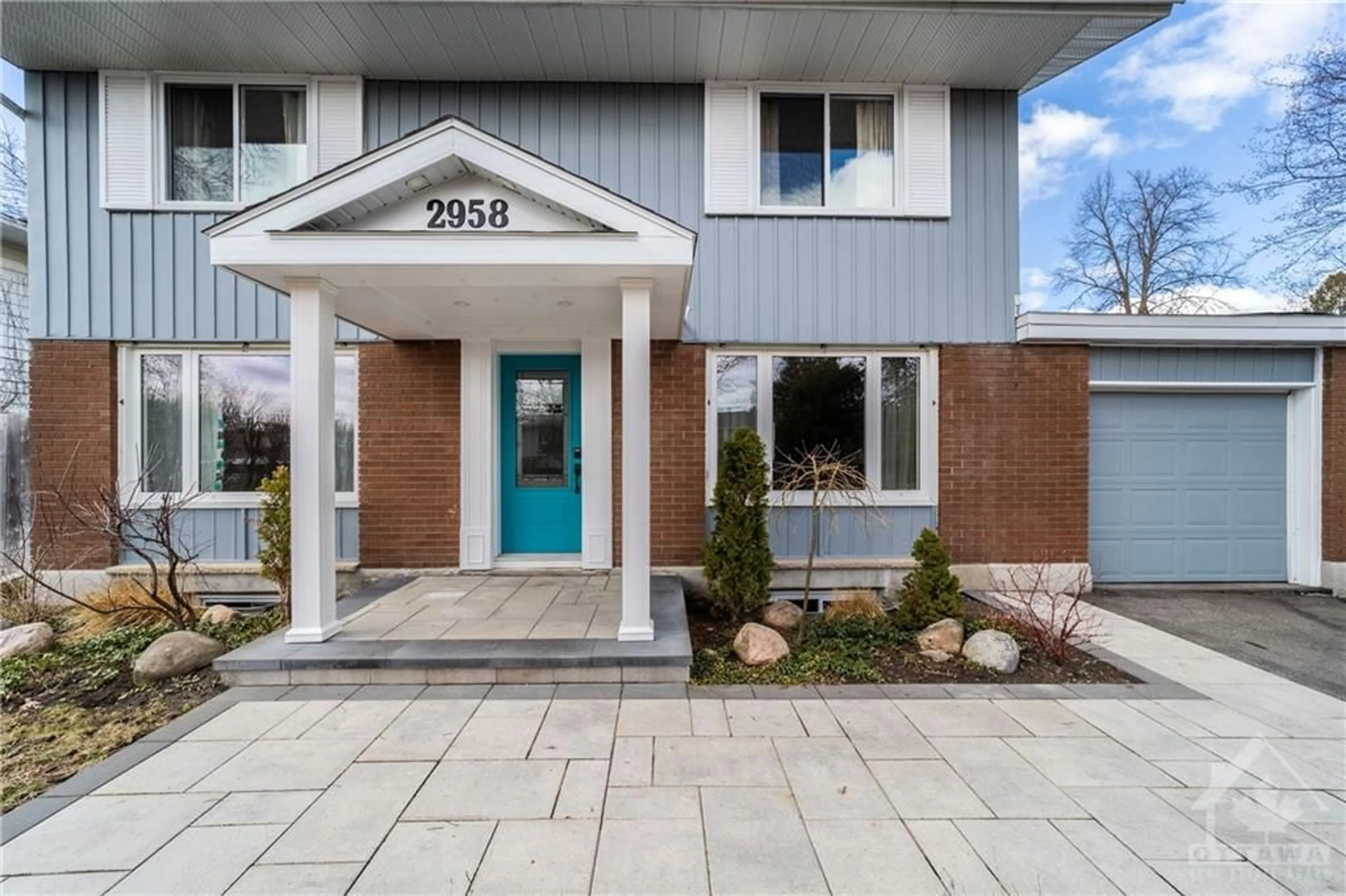 Home with brick exterior material for 2958 SOUTHMORE Dr, Ottawa Ontario K1V 6Z3