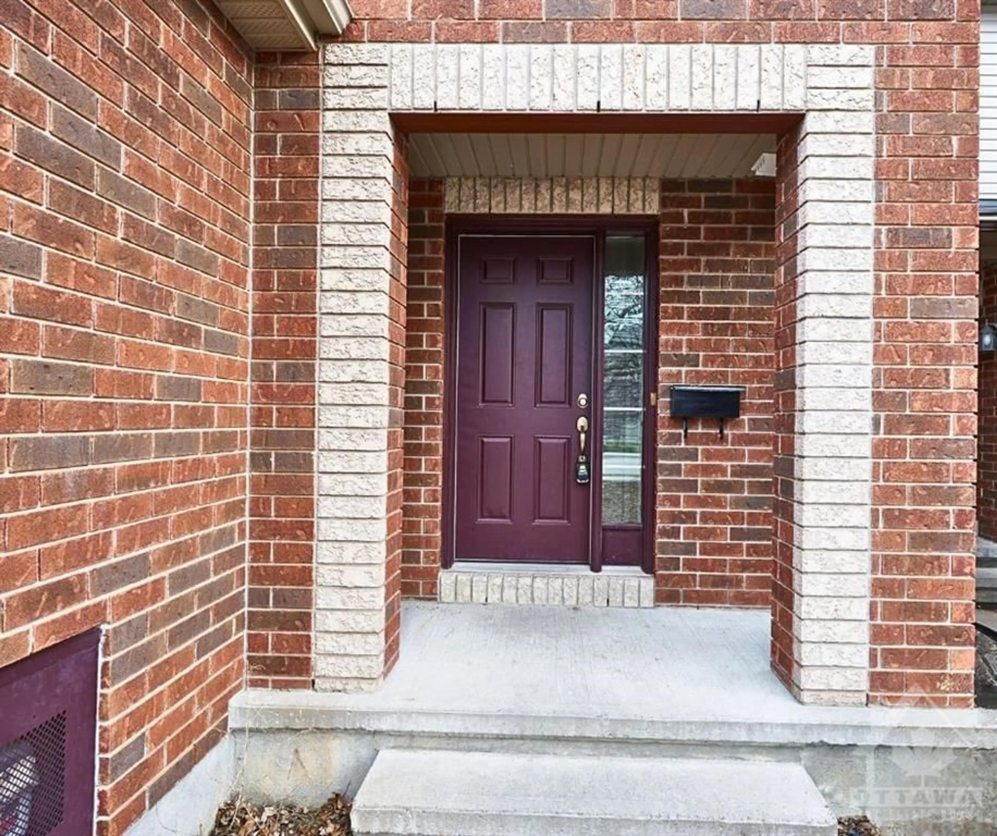 Home with brick exterior material for 970 KLONDIKE Rd, Kanata Ontario K2K 0C5