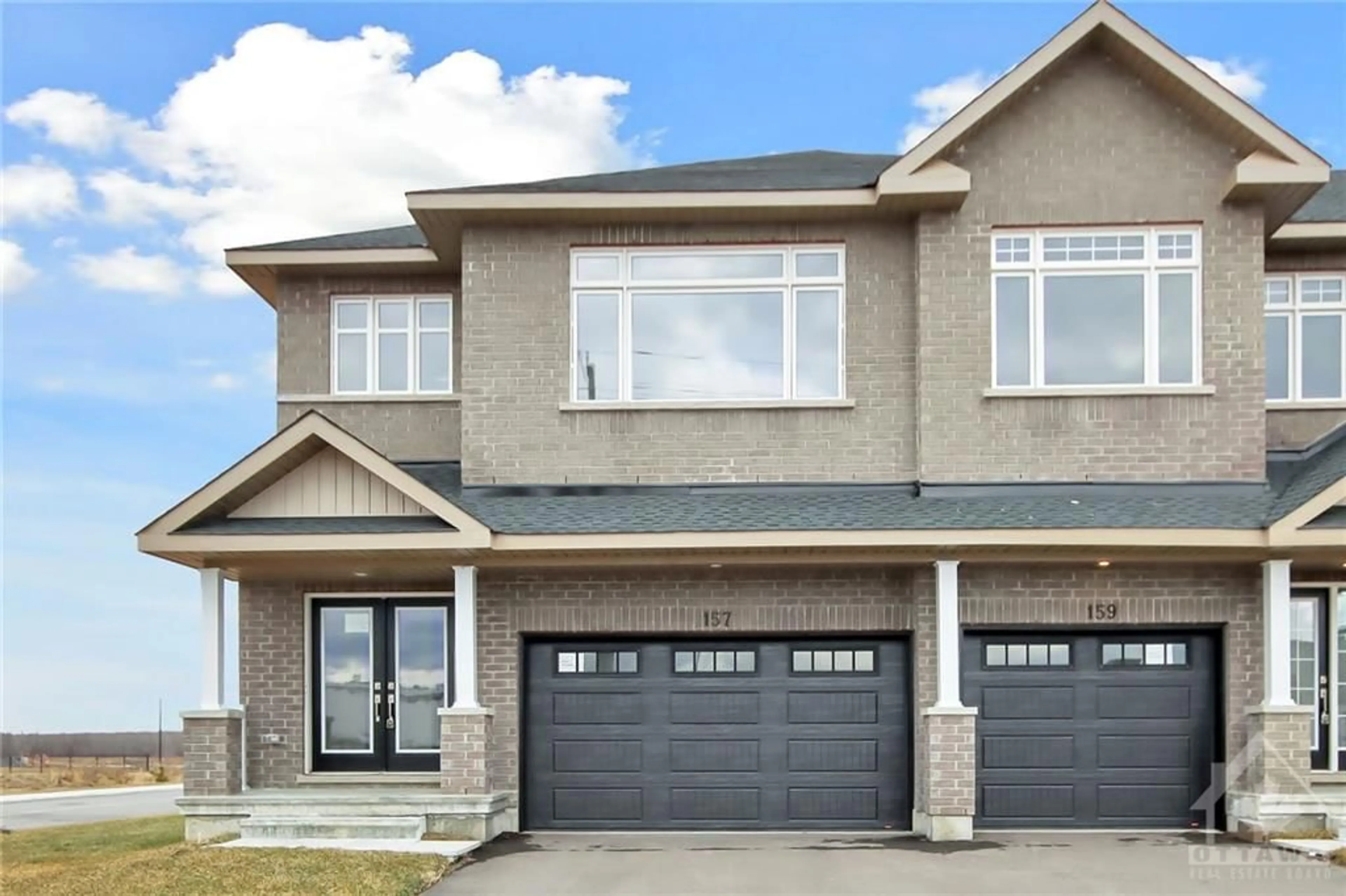 Frontside or backside of a home for 201 HOOPER St, Carleton Place Ontario K7C 0C4