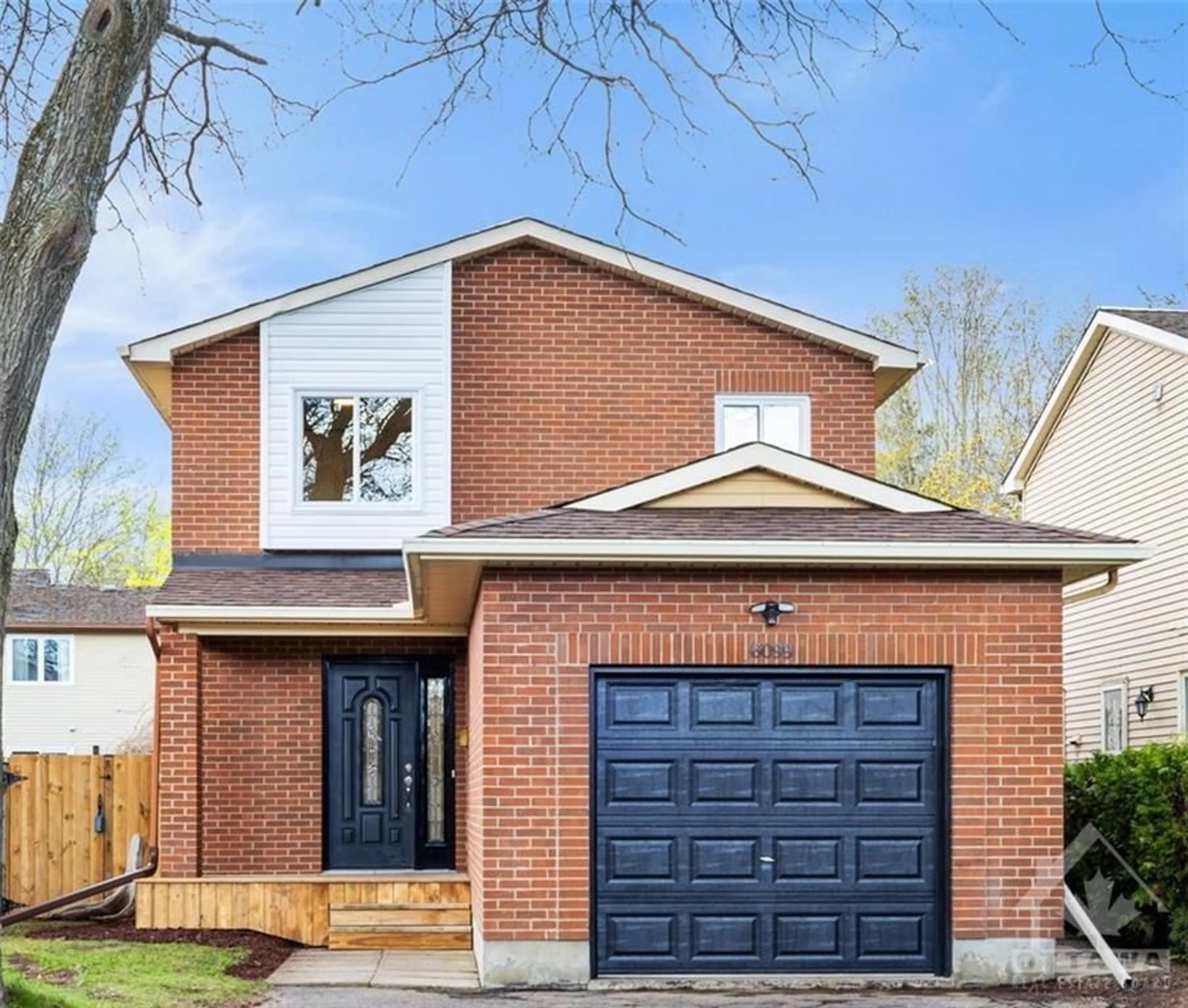 Home with brick exterior material for 6099 MEADOWHILL Cres, Orleans Ontario K1C 5R8
