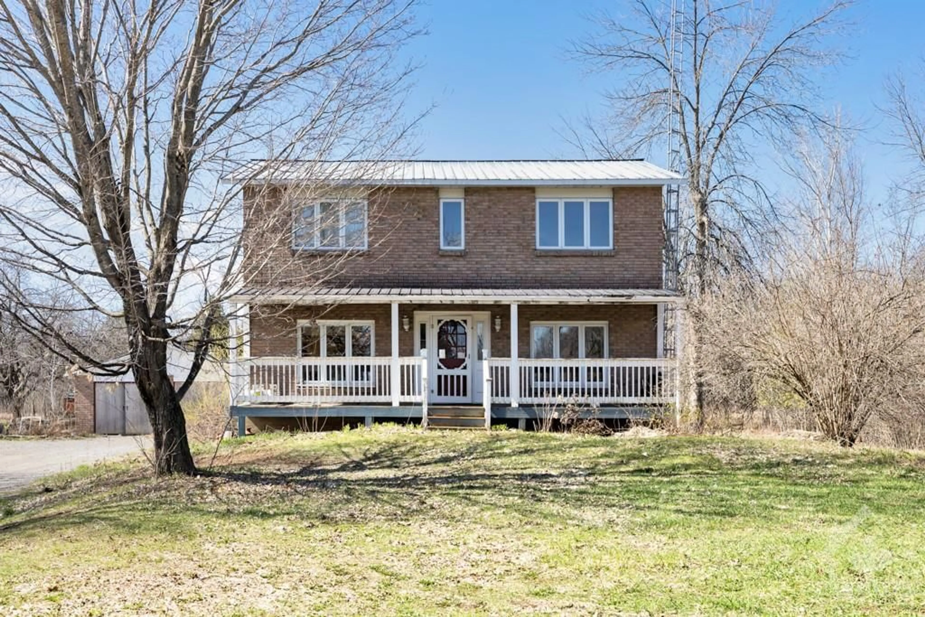 Cottage for 925 BURCHILL Rd, Montague Ontario K0G 1N0