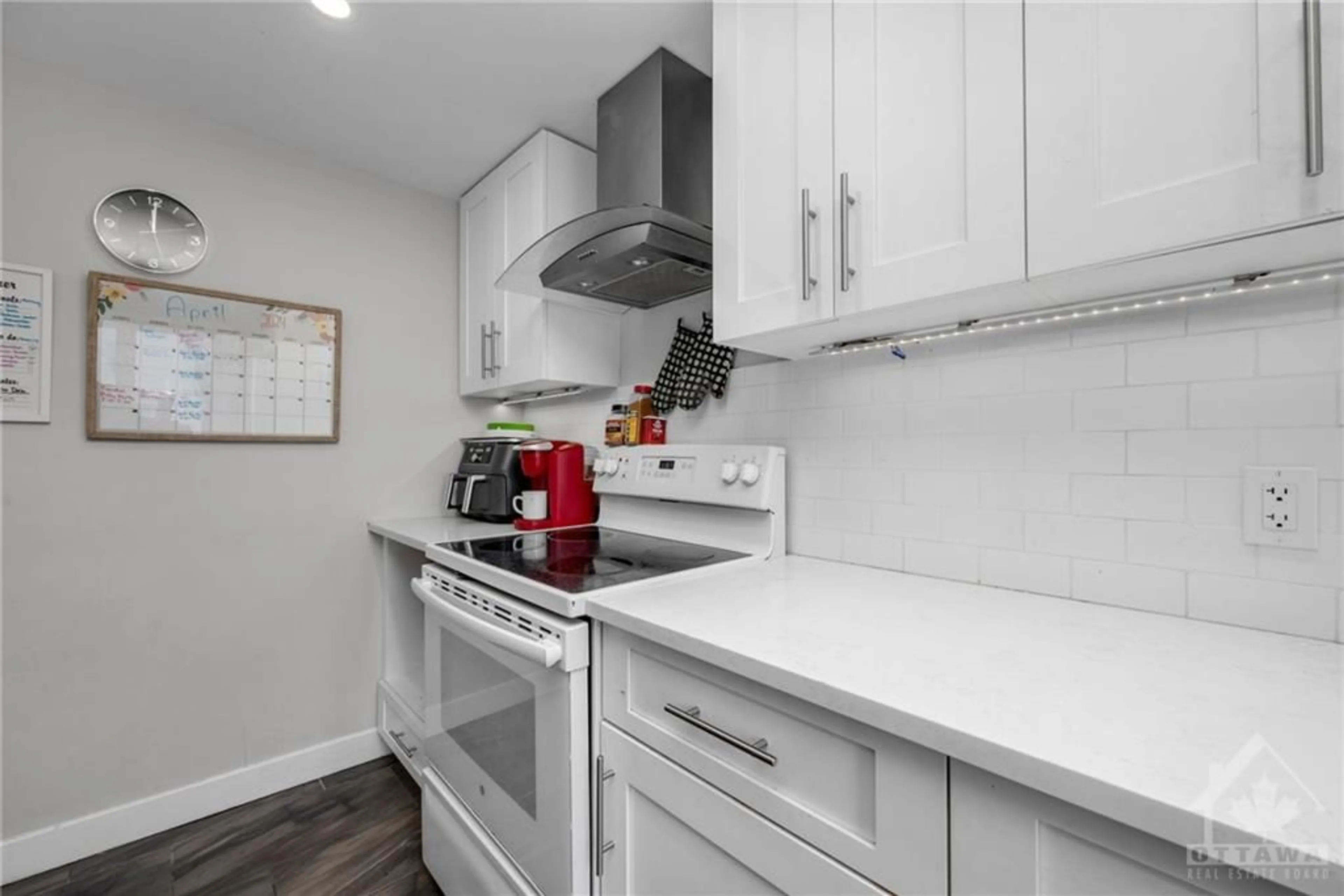 Standard kitchen for 745 ST JOSEPH St, Casselman Ontario K0A 1M0