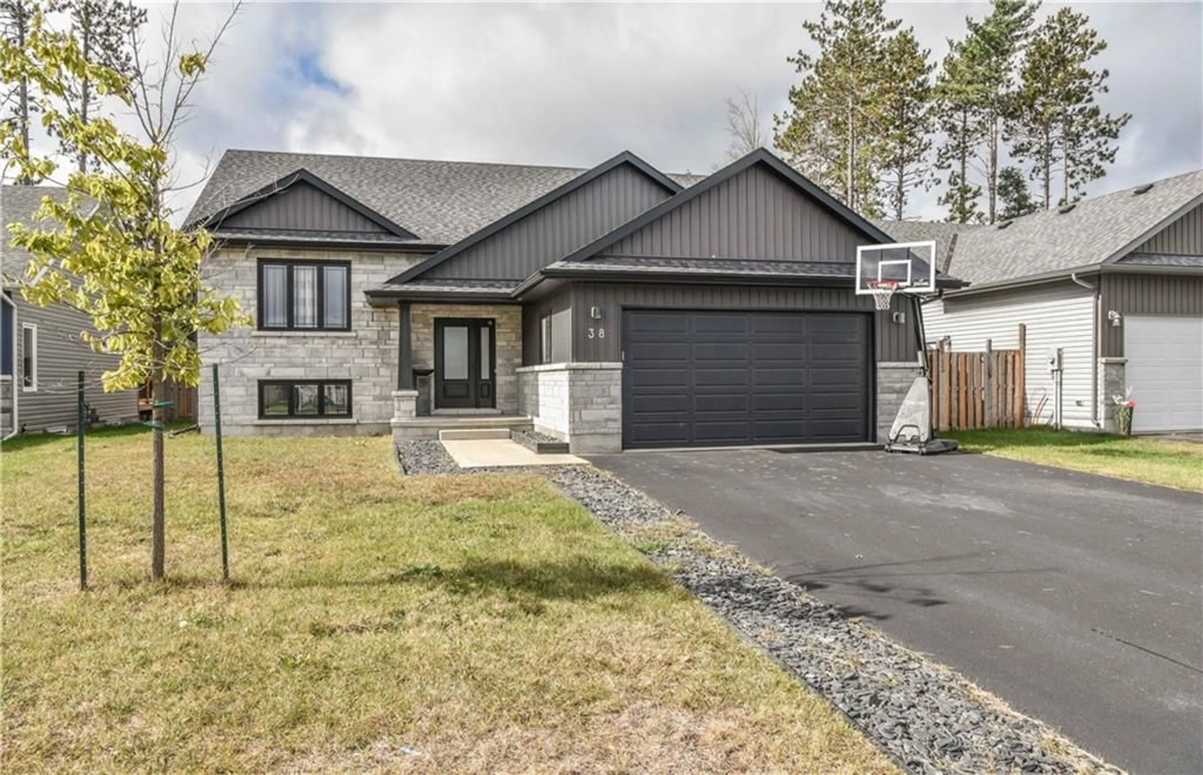 Frontside or backside of a home for 38 LIAM St, Petawawa Ontario K8H 0G6