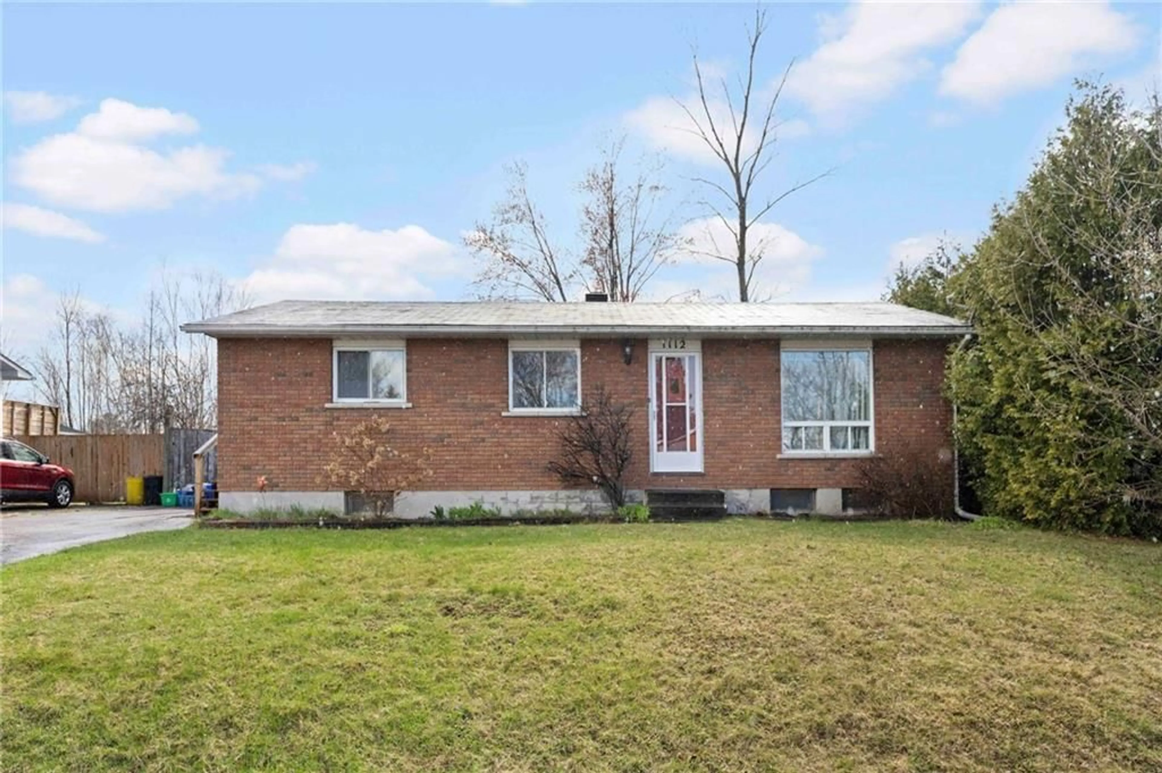 Home with brick exterior material for 1112 BOUNDARY Rd, Pembroke Ontario K8A 7X1