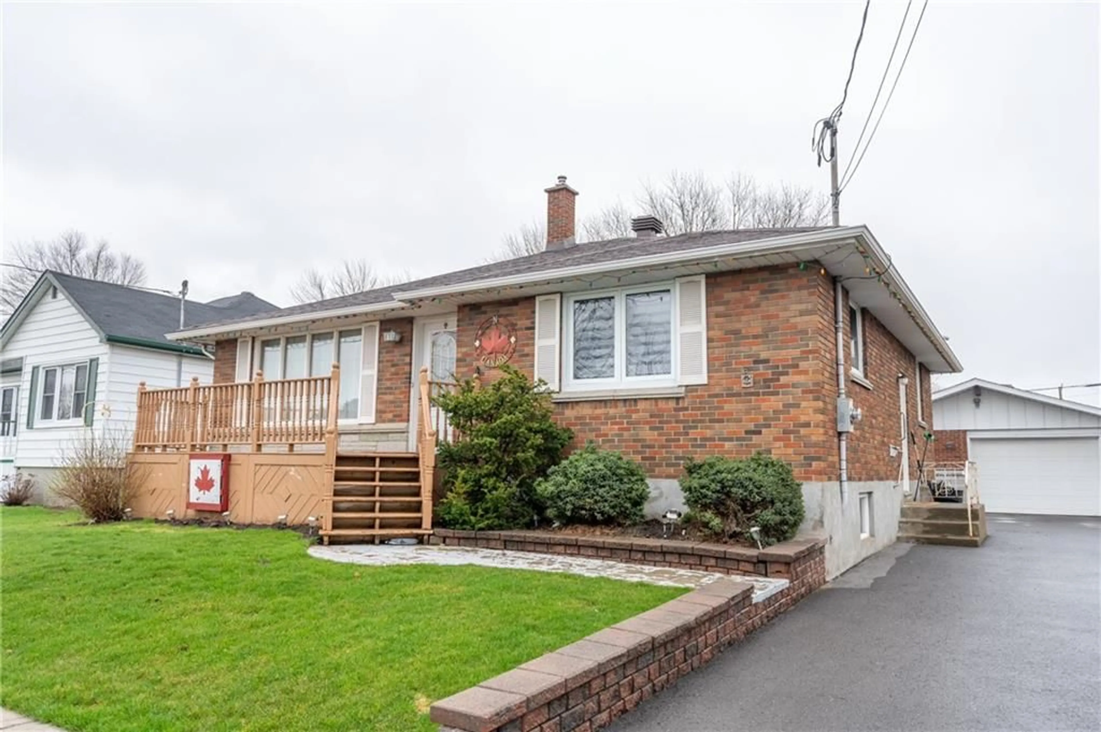 Frontside or backside of a home for 116 THIRTEENTH St, Cornwall Ontario K6J 3G3