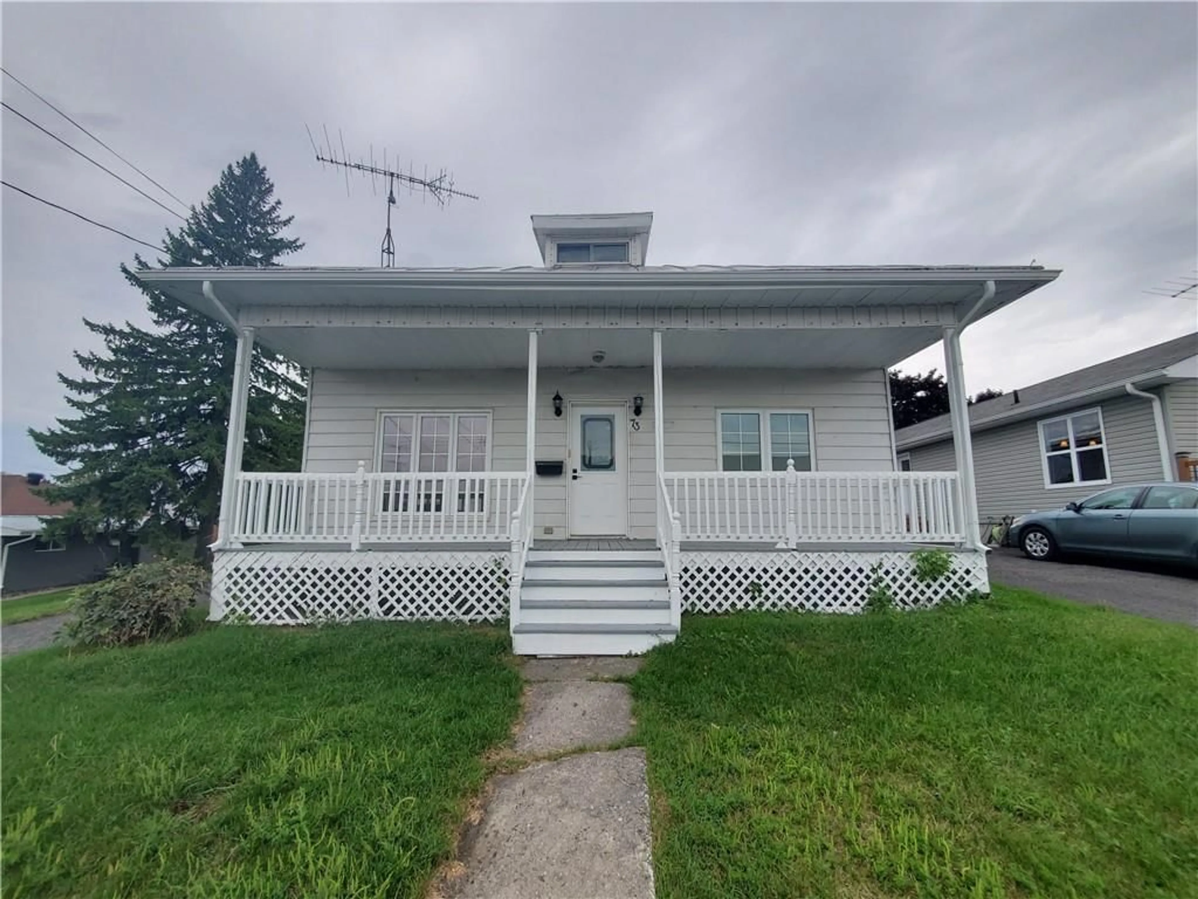 Frontside or backside of a home for 73 VICTORIA ST E St, Alexandria Ontario K0C 1A0
