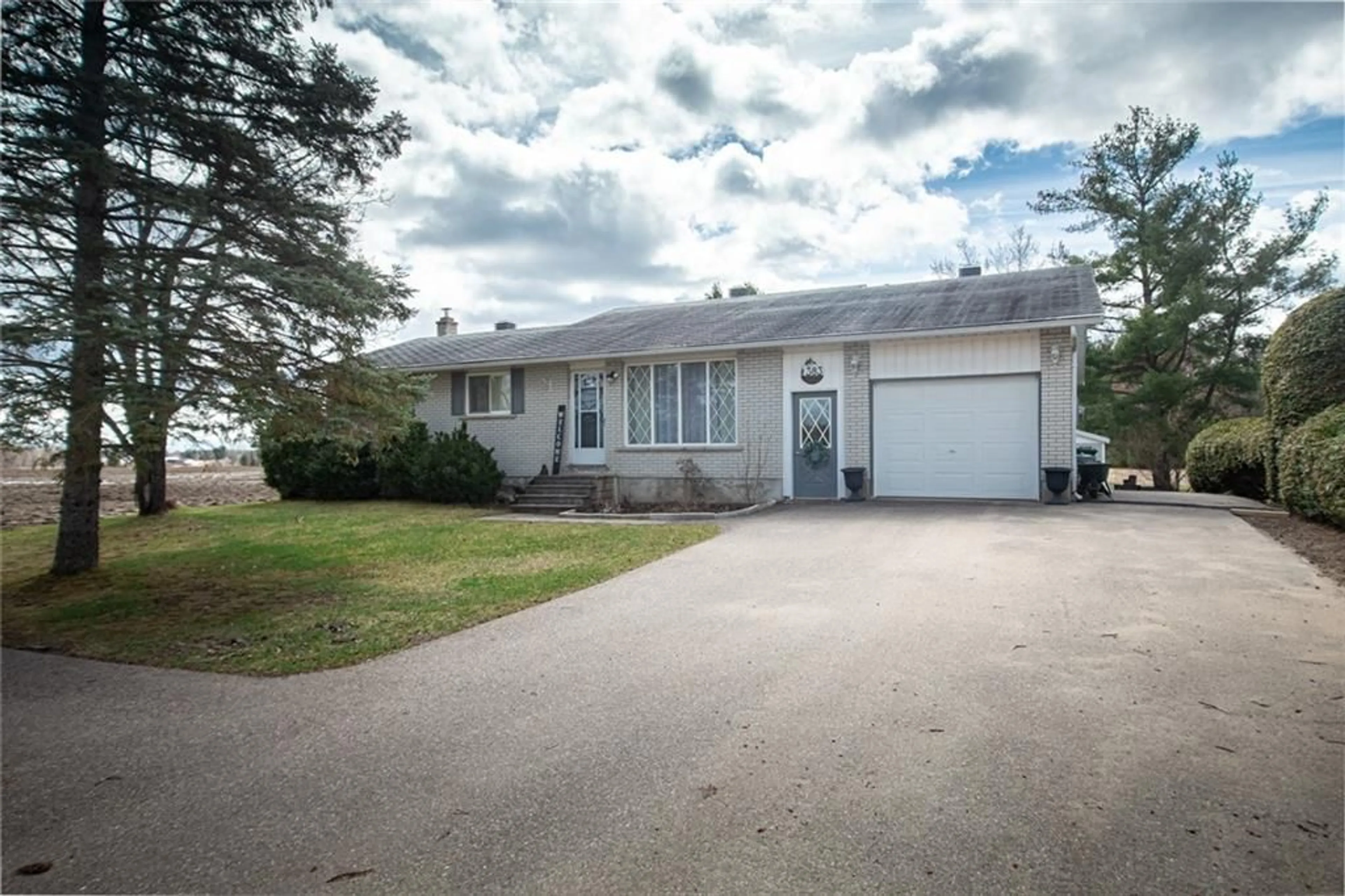 Frontside or backside of a home for 383 RUSSHAM Rd, Pembroke Ontario K8A 6W6