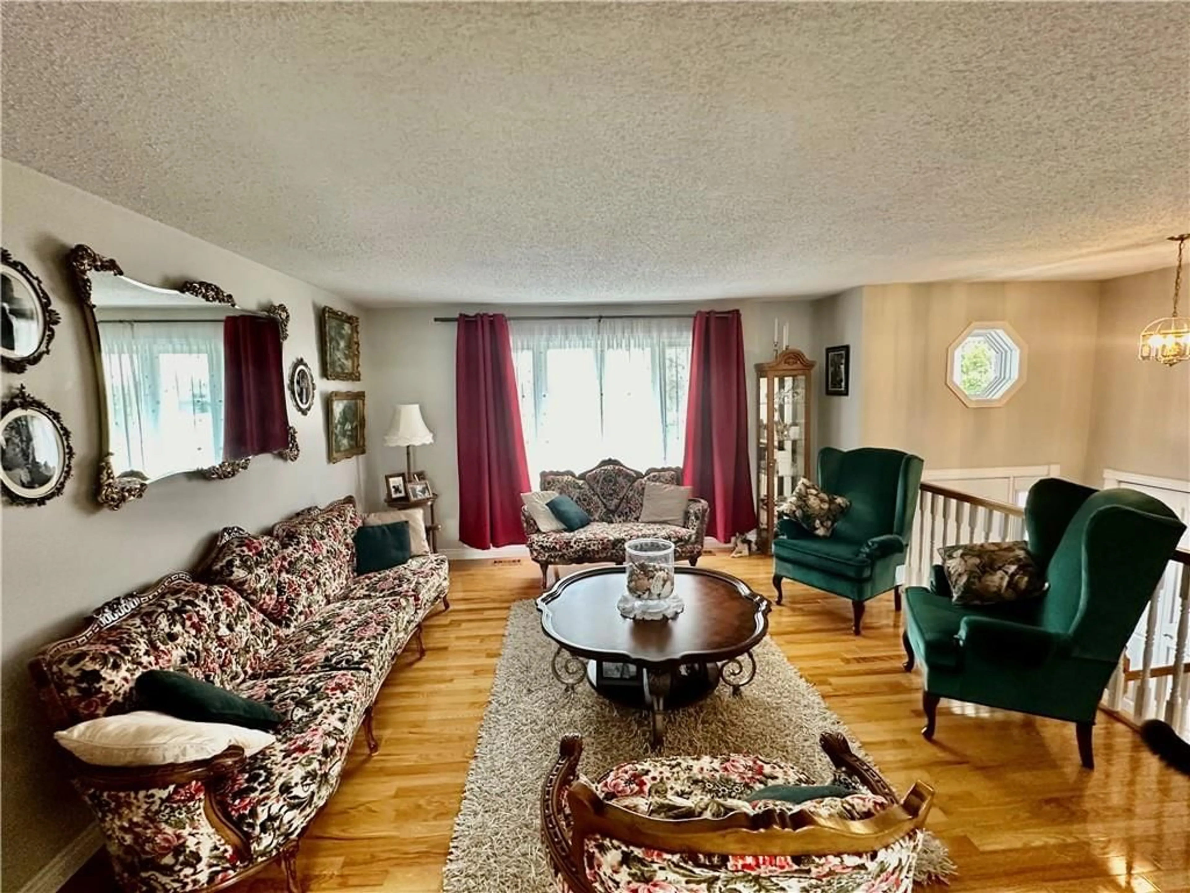 Living room for 2525 FAWCETT Rd, Winchester Ontario K0C 2K0