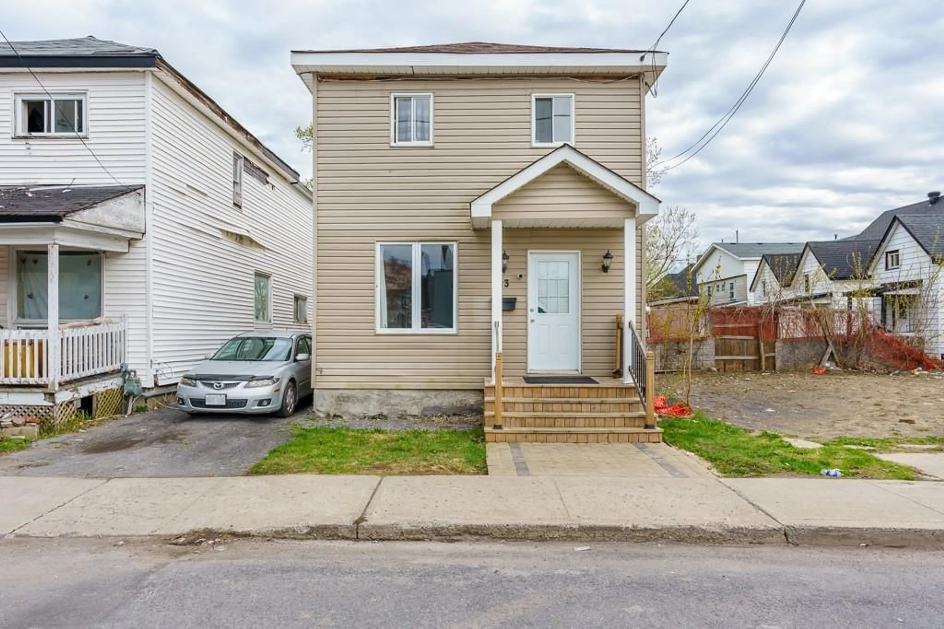 Frontside or backside of a home for 43 LENNOX St, Cornwall Ontario K6H 1H2
