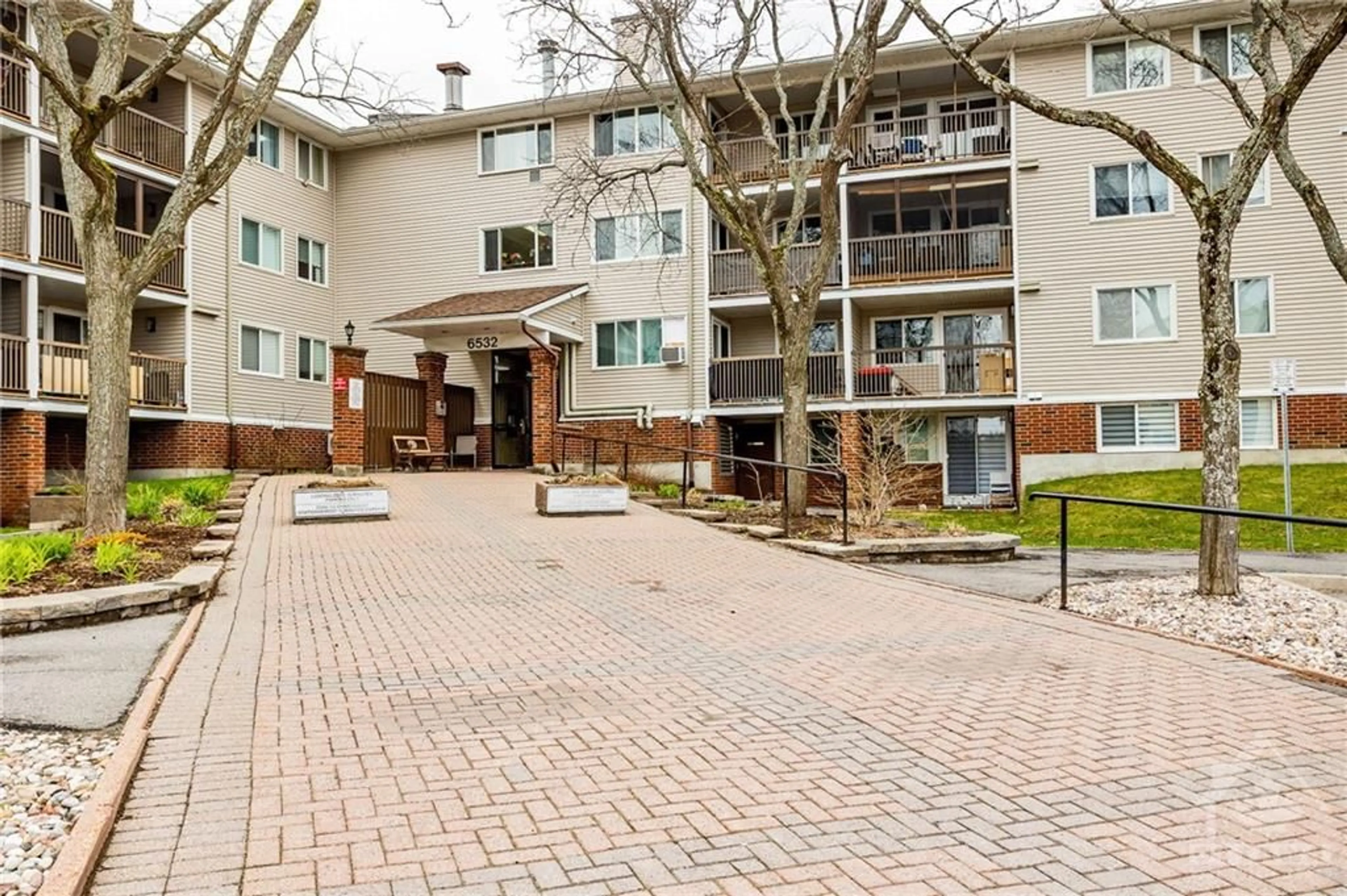 A pic from exterior of the house or condo for 6532 BILBERRY Dr #407, Ottawa Ontario K1C 4N9