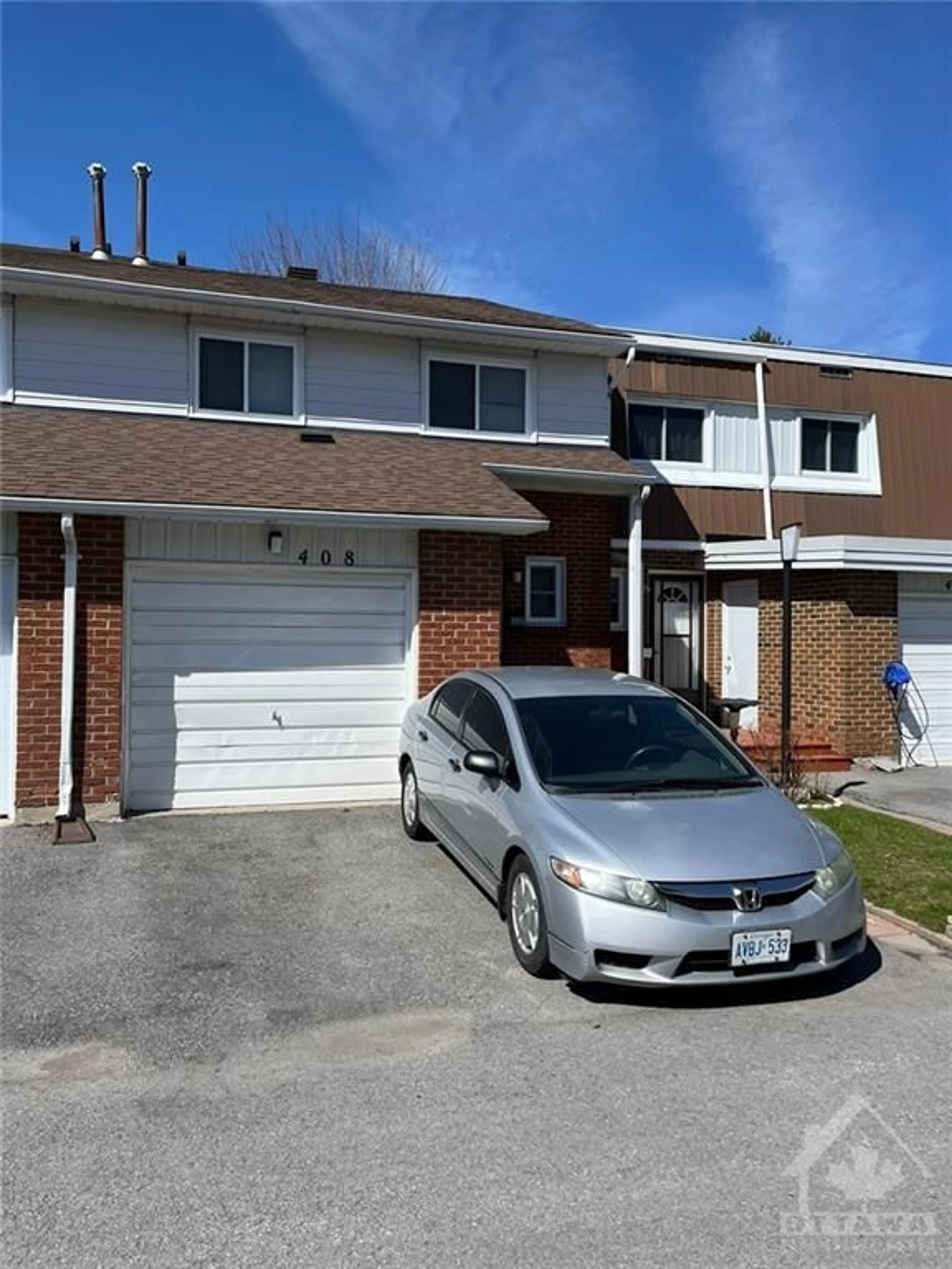 A pic from exterior of the house or condo for 45 MIRANDA Pvt #408, Ottawa Ontario K1K 3Y2