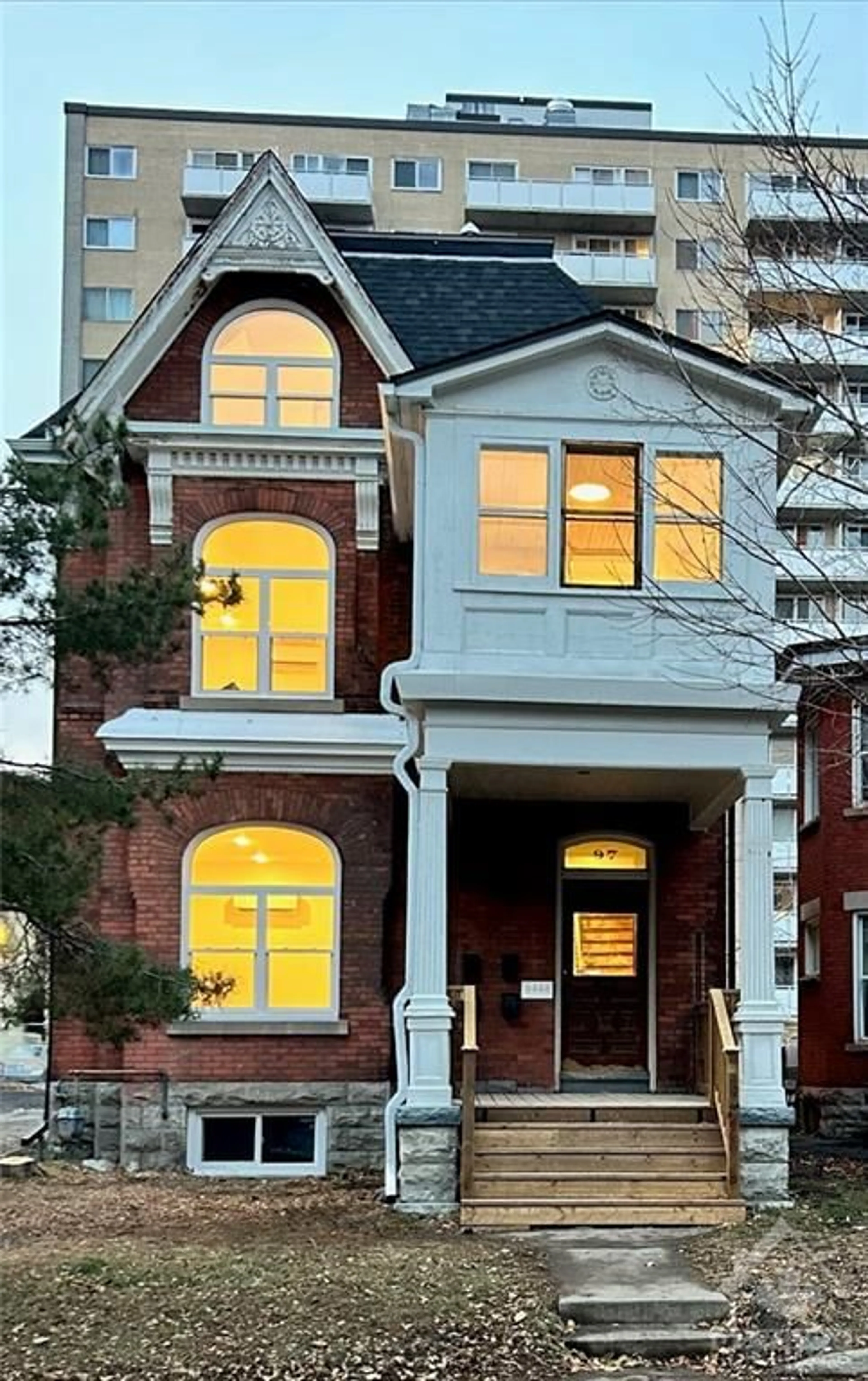 Home with brick exterior material for 97 MCLAREN St, Ottawa Ontario K2P 0K5